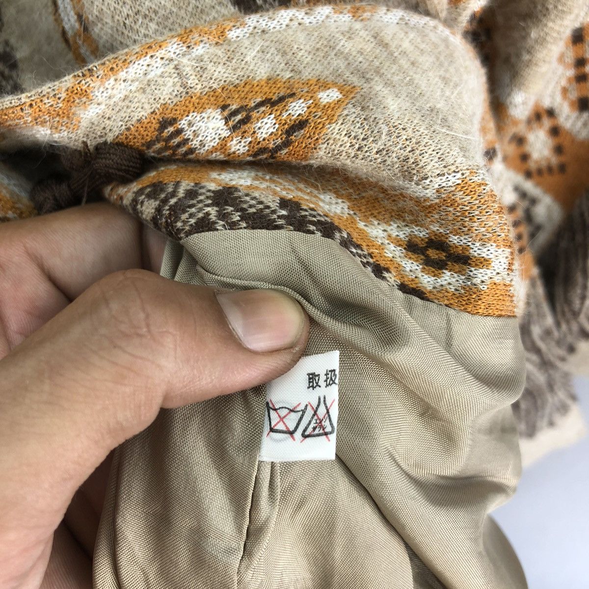 Le Grande Bleu (L.G.B.) Vintage Japanese Brand Flame Native Motif Wool Yukata Kimono Size S / US 4 / IT 40 - 12 Thumbnail