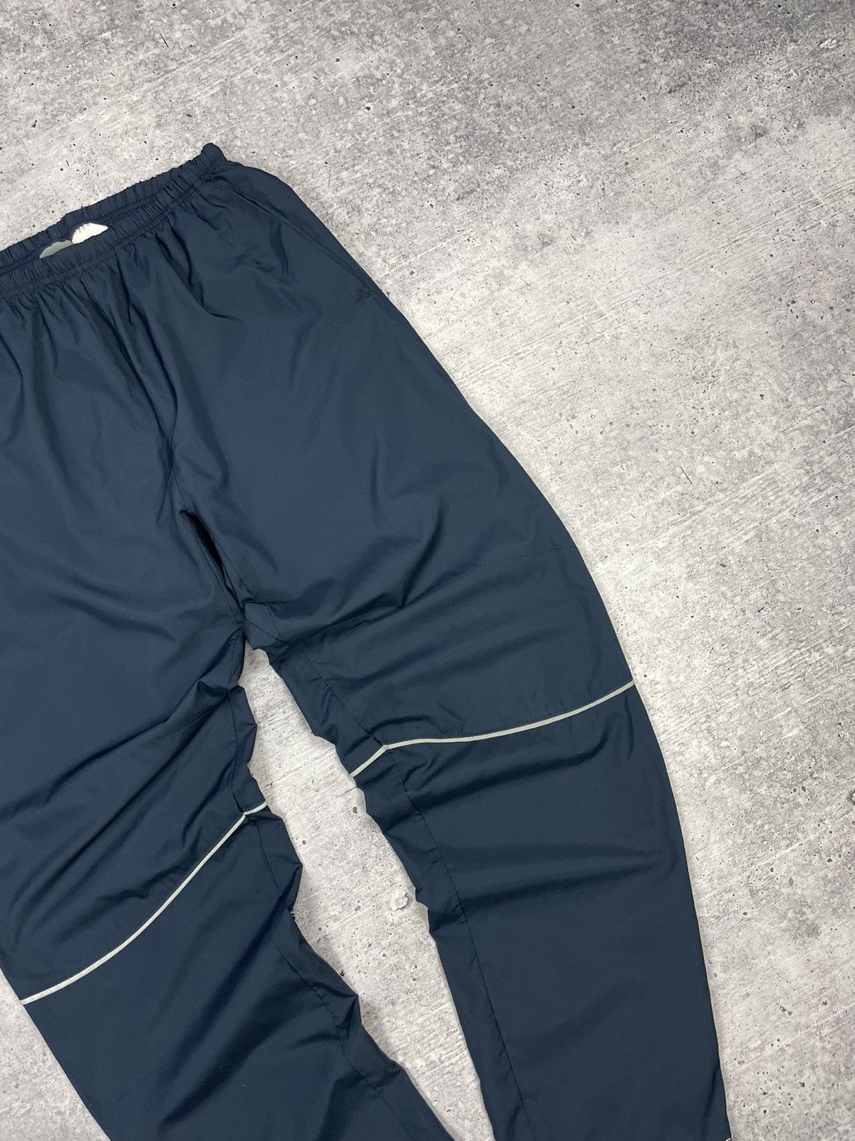 Nike × Vintage Vintage Nike Y2K Style Blue Drill Nylon Reflective Pants Size US 34 / EU 50 - 7 Thumbnail