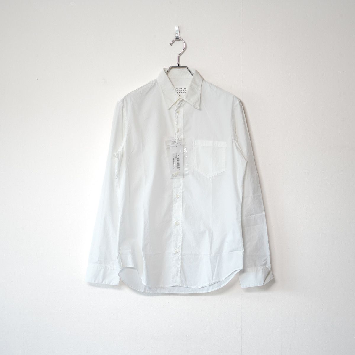 Maison Margiela MAISON MARGIELA CLASSIC POPLIN SHIRT Size US XXS / EU 40 - 1 Thumbnail