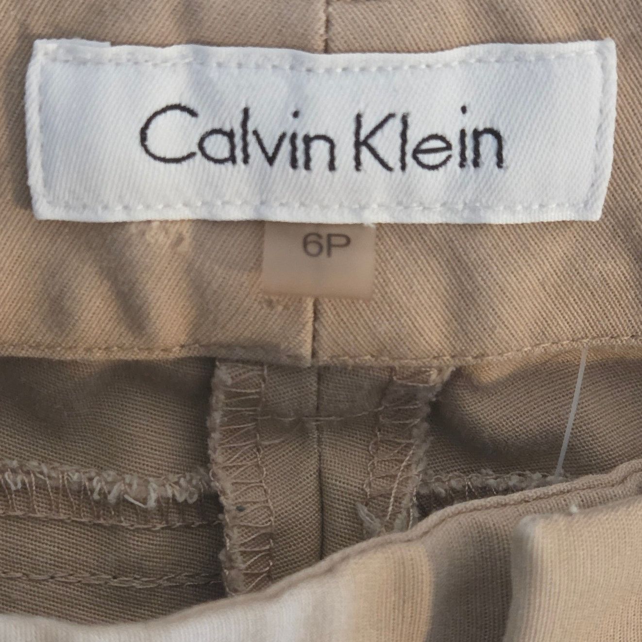Calvin Klein Chic Calvin Klein Petites Cream Pants - Size 6P Size 28" / US 6 / IT 42 - 4 Thumbnail