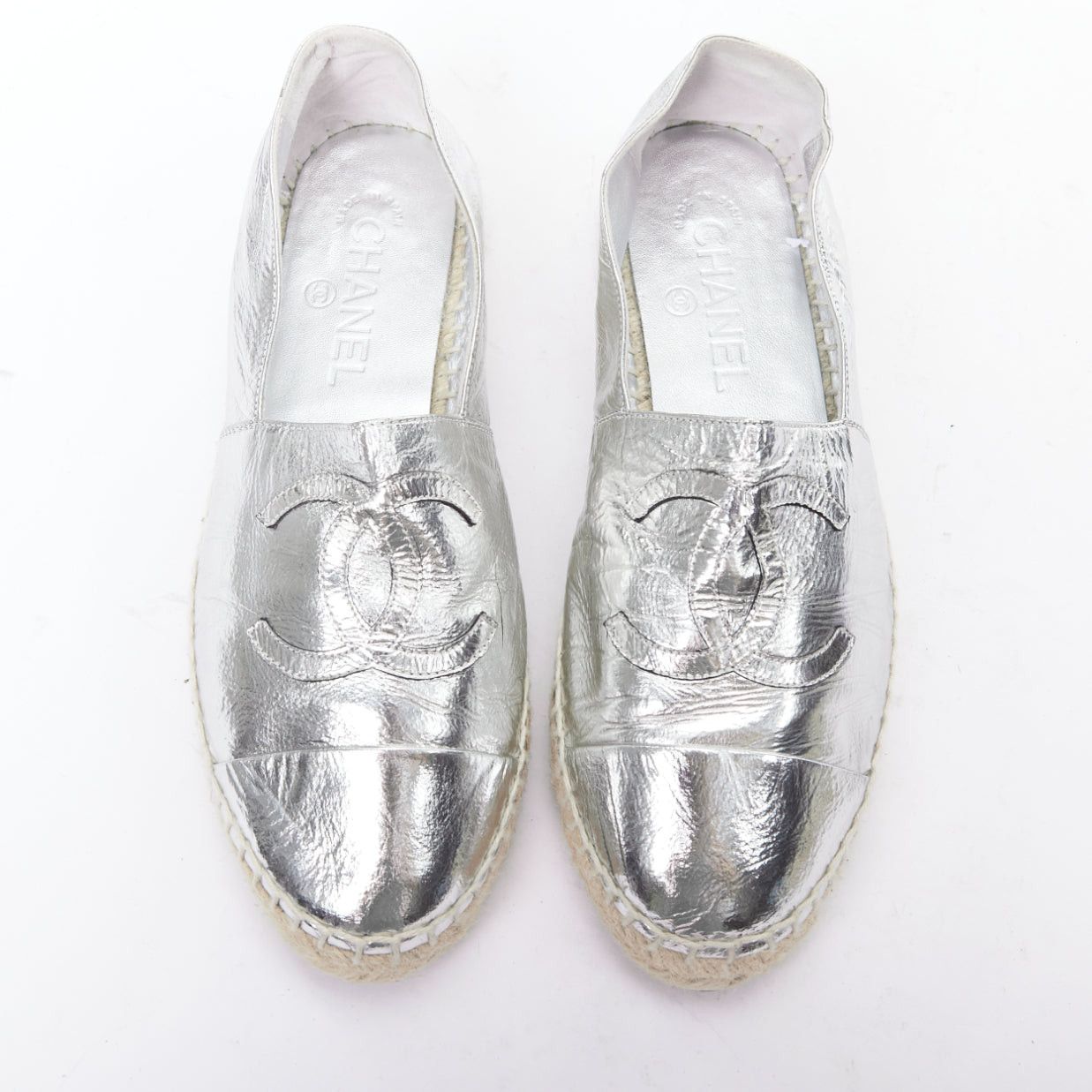 Chanel CHANEL metallic silver laminated goatskin CC logo jute espadrilles EU38 Size US 8 / IT 38 - 1 Thumbnail