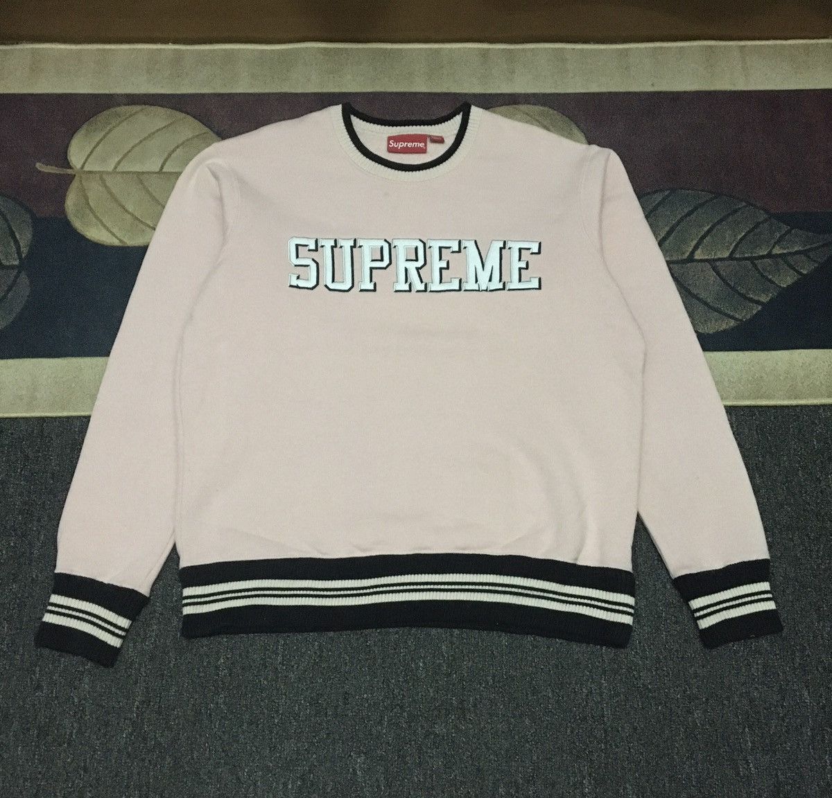 Supreme SUPREME Crewneck Sweatshirt Size US S / EU 44-46 / 1 - 1 Thumbnail