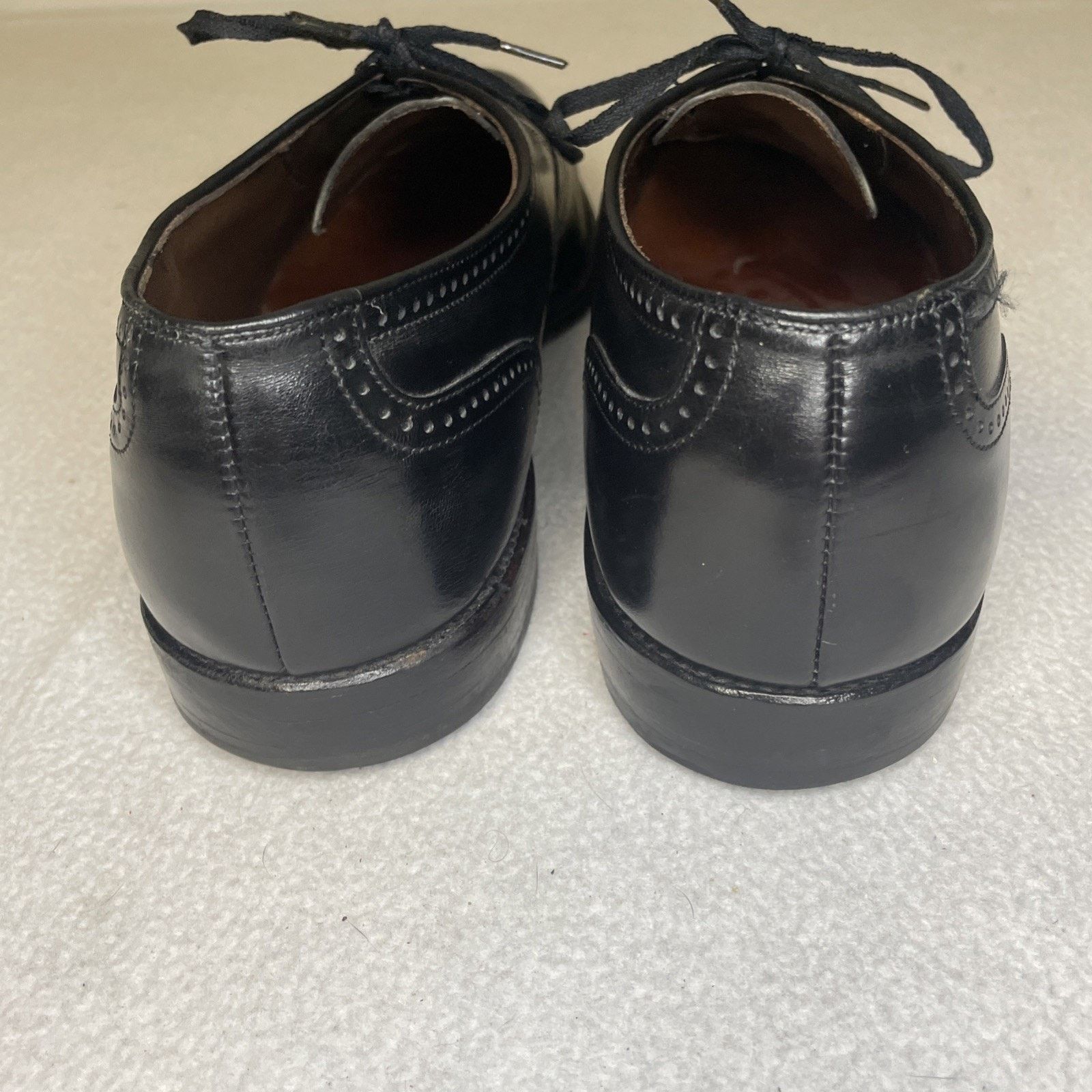 Allen Edmonds Allen Edmonds Yorktown Black Leather Cap Toe Dress 11.5 D Size US 11.5 / EU 44-45 - 9 Thumbnail