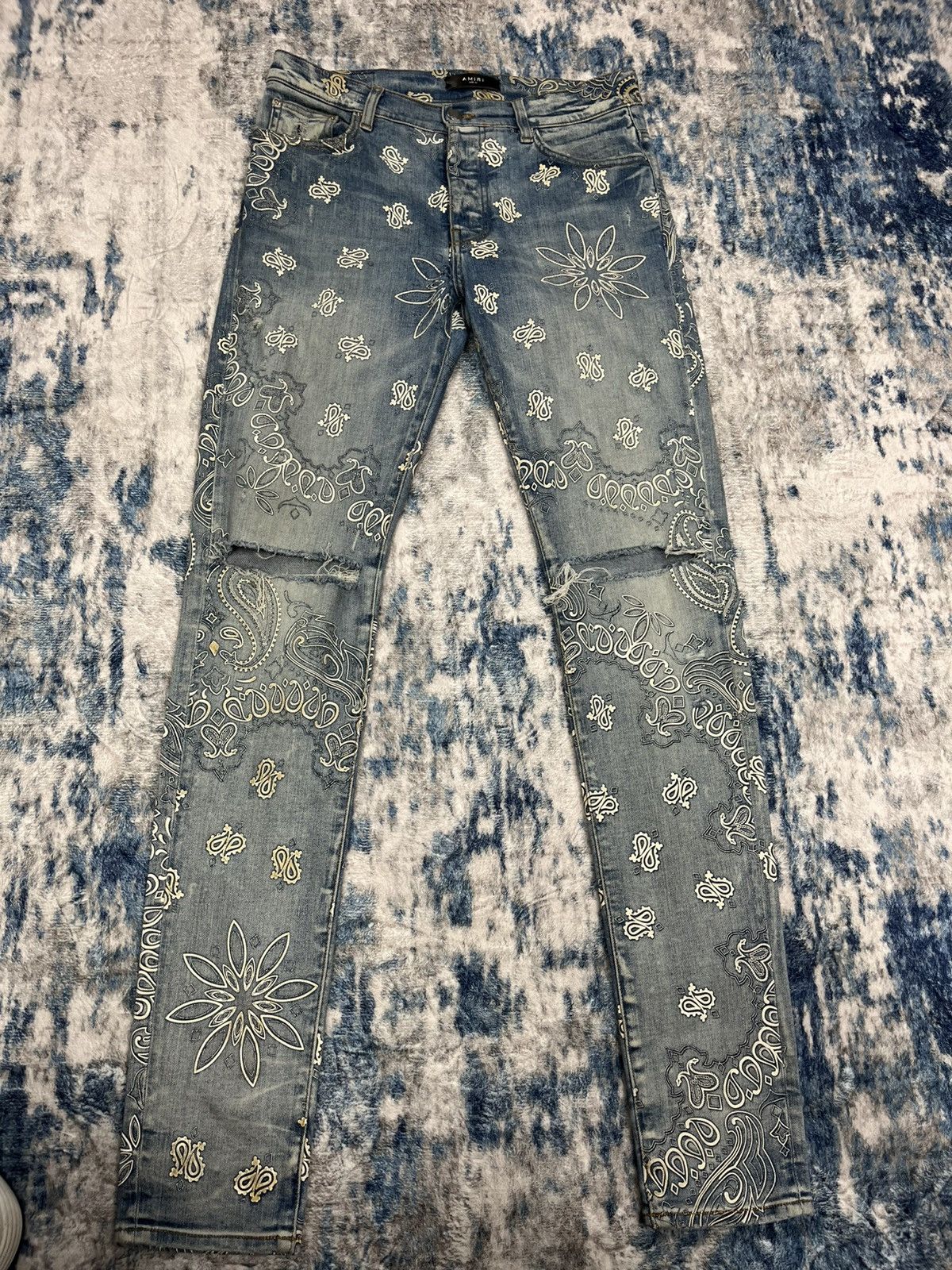 Amiri MX1 Flocked Paisley Bandana All Over Print Indigo