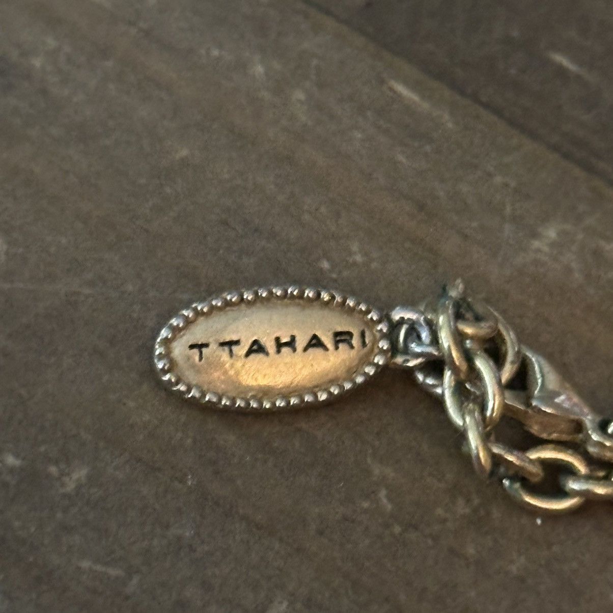 Other Tahari long gold tone hammered oval pendant necklace Size ONE SIZE - 4 Thumbnail