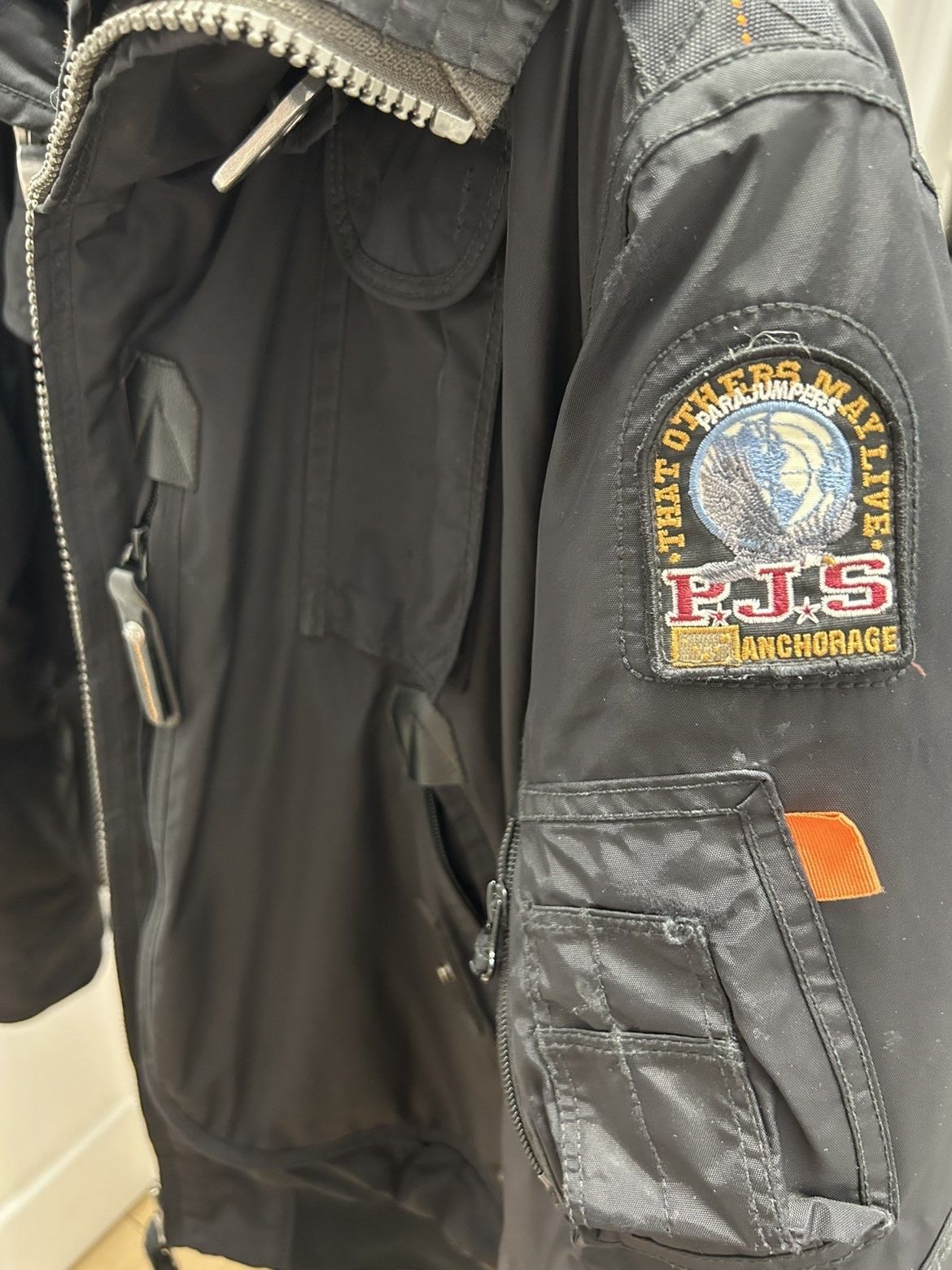 Parajumpers GOBI - HOODED BOMBER (L) Size US L / EU 52-54 / 3 - 6 Thumbnail