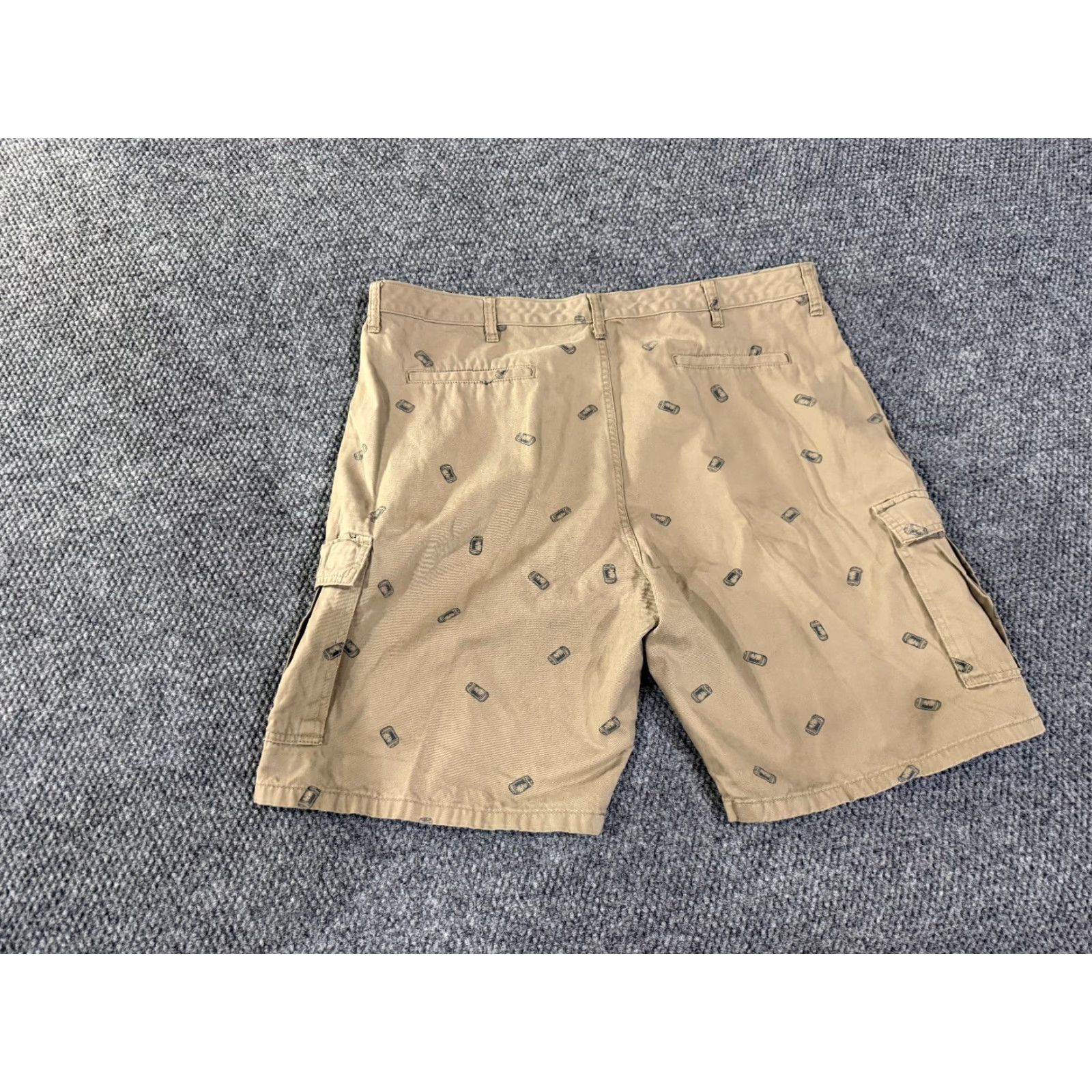 Wrangler Wrangler Cargo Shorts Mens 42 Beige Printed Casual Pockets Beer Cans Cargo Pocket Zip Front 10in Inseam Regular Waist 42 Summer Spring Mens Size US 42 / EU 58 - 5 Thumbnail