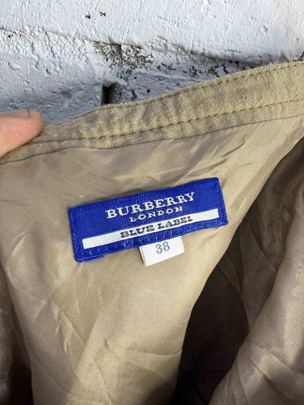 Burberry Burberry Signature Plaid Check Wool Skirt Size 27" / US 4 / IT 40 - 4 Thumbnail