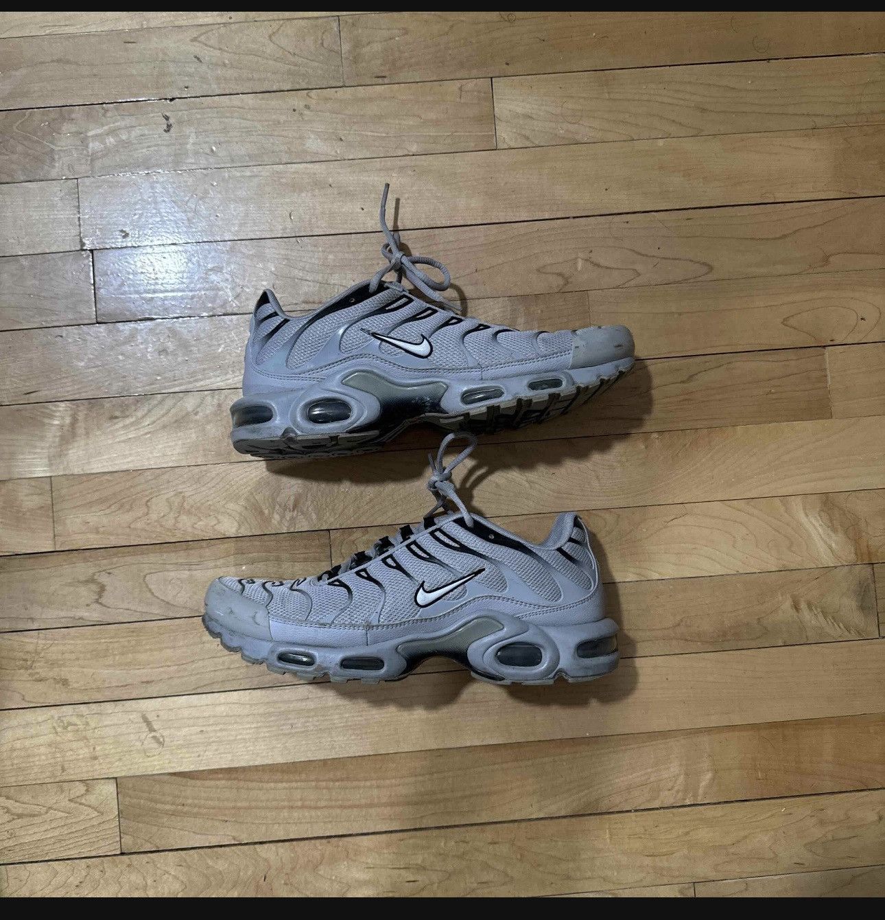 Nike Nike Air Max Plus Wolf Grey Size US 10 / EU 43 - 1 Thumbnail