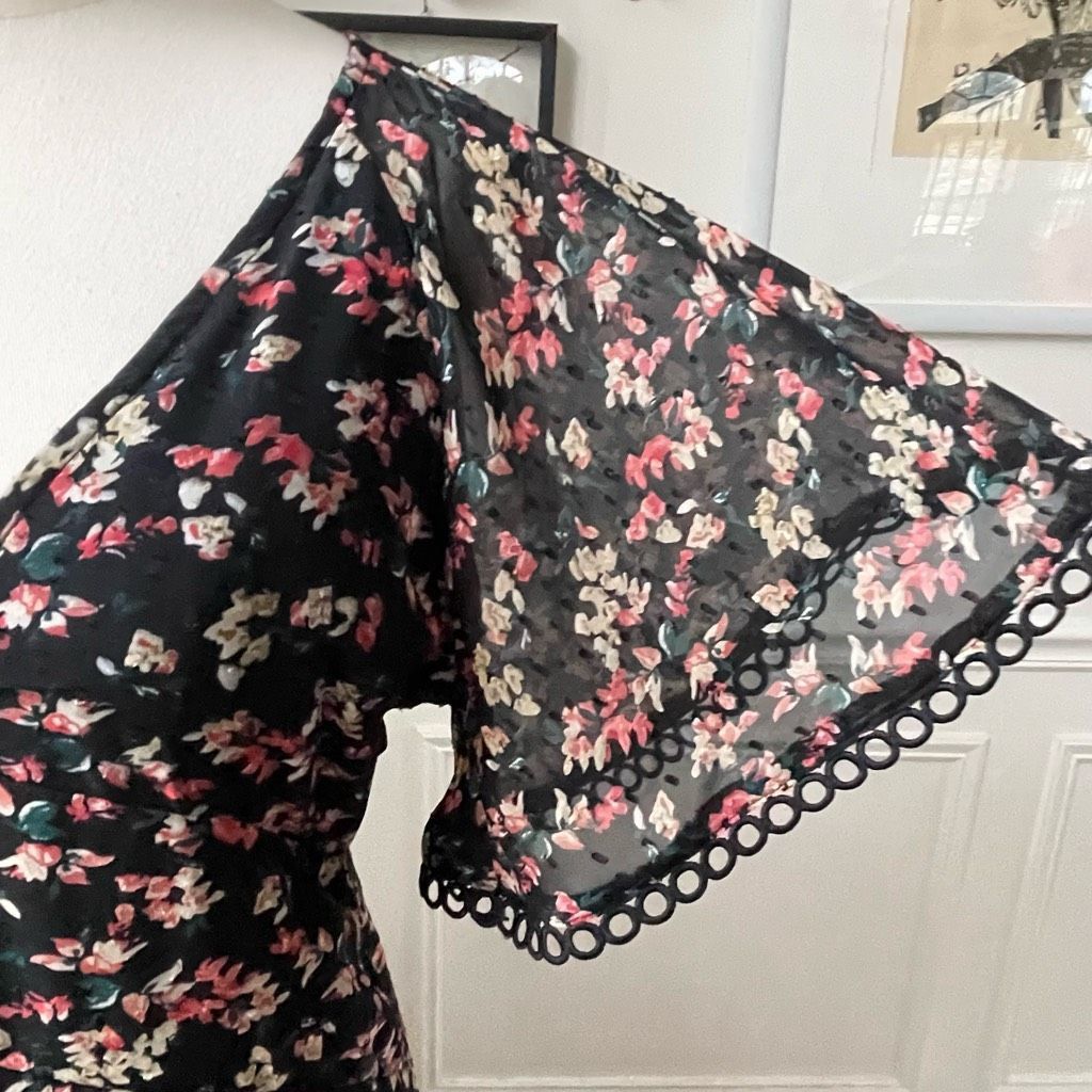 Other Edit by White Closet Black Floral High Low Midi Dress 10 Size L / US 10 / IT 46 - 7 Thumbnail