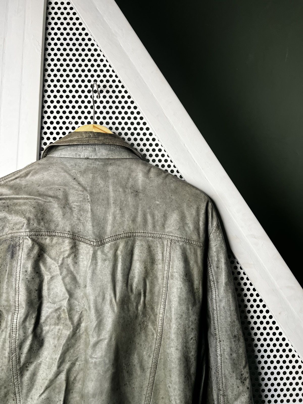 Marc Jacobs Vintage Marc Jacobs Trashed Dirty Leather Biker Jacket Size US S / EU 44-46 / 1 - 4 Thumbnail