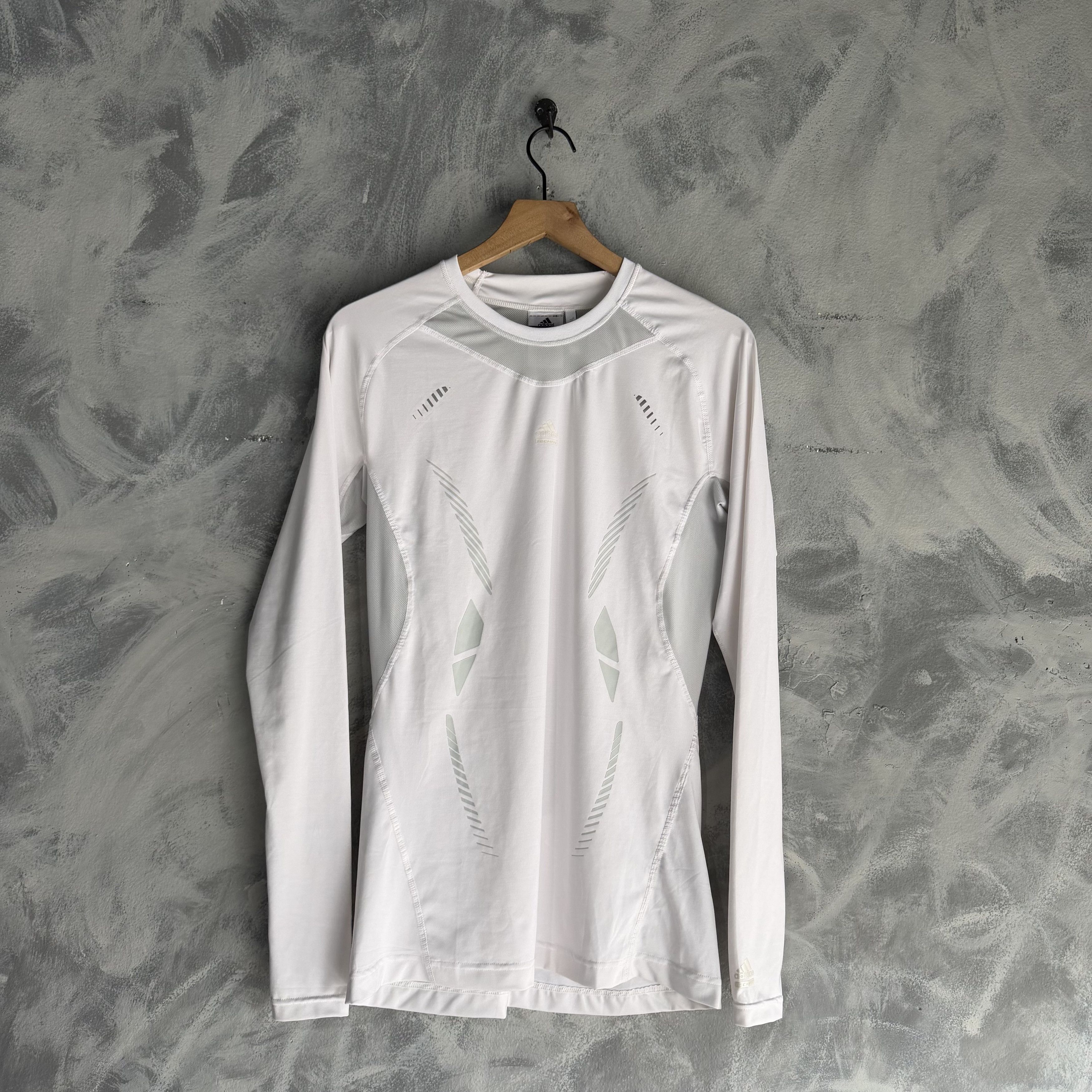 Adidas Adidas Compression Shirt Mens Techfit Climacool Long Sleeve Size US L / EU 52-54 / 3 - 1 Thumbnail