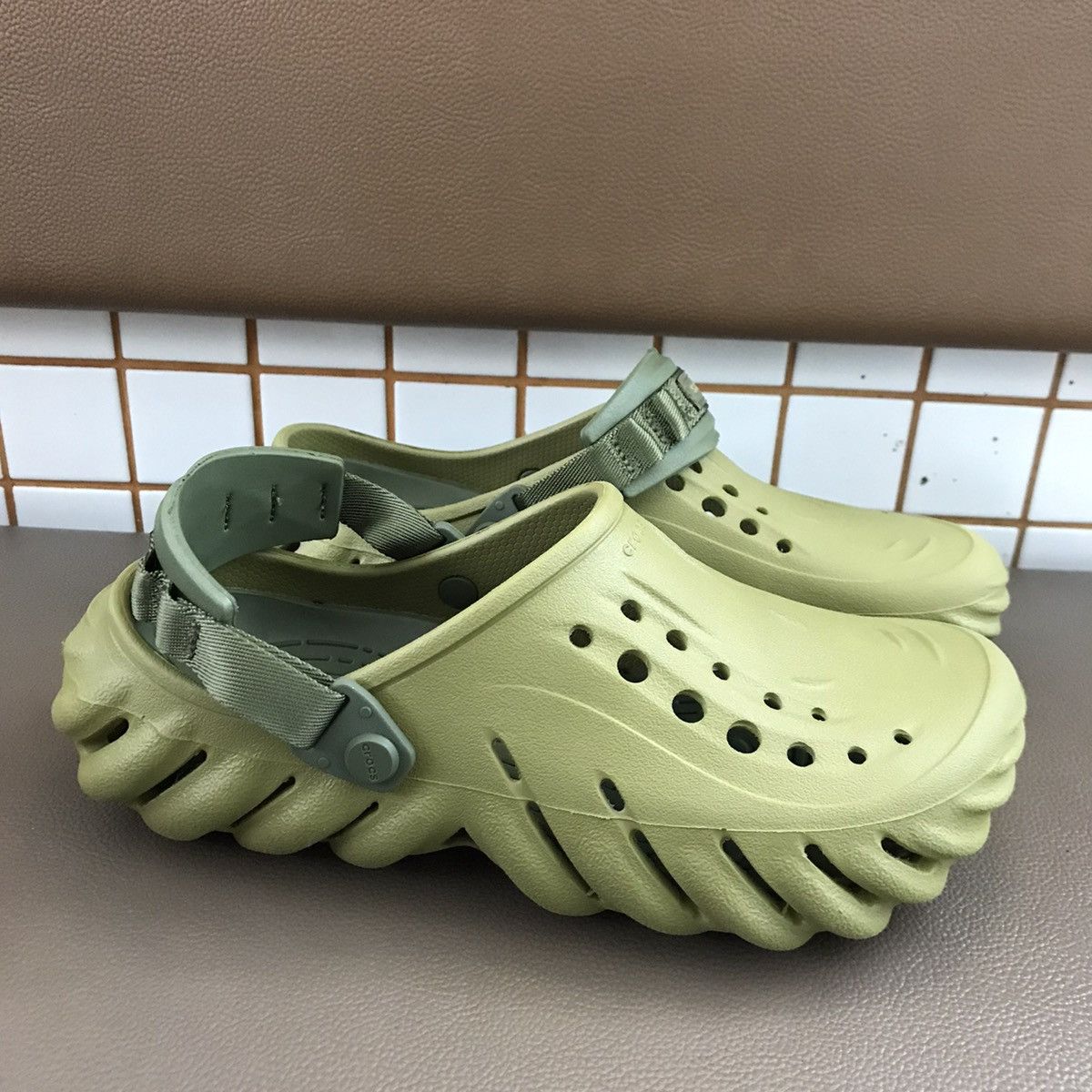 Crocs × Hypebeast Crocs Echo Clog Green Size 8uk 42 eur Designed in Colorado Size US 8 / EU 41 - 17 Thumbnail