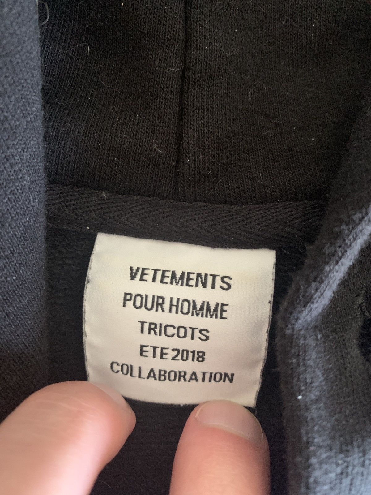 Vetements VETEMENTS X UMBRO 2018 COLLAB DEMNA GVASALIA HOODIE Size US L / EU 52-54 / 3 - 3 Thumbnail