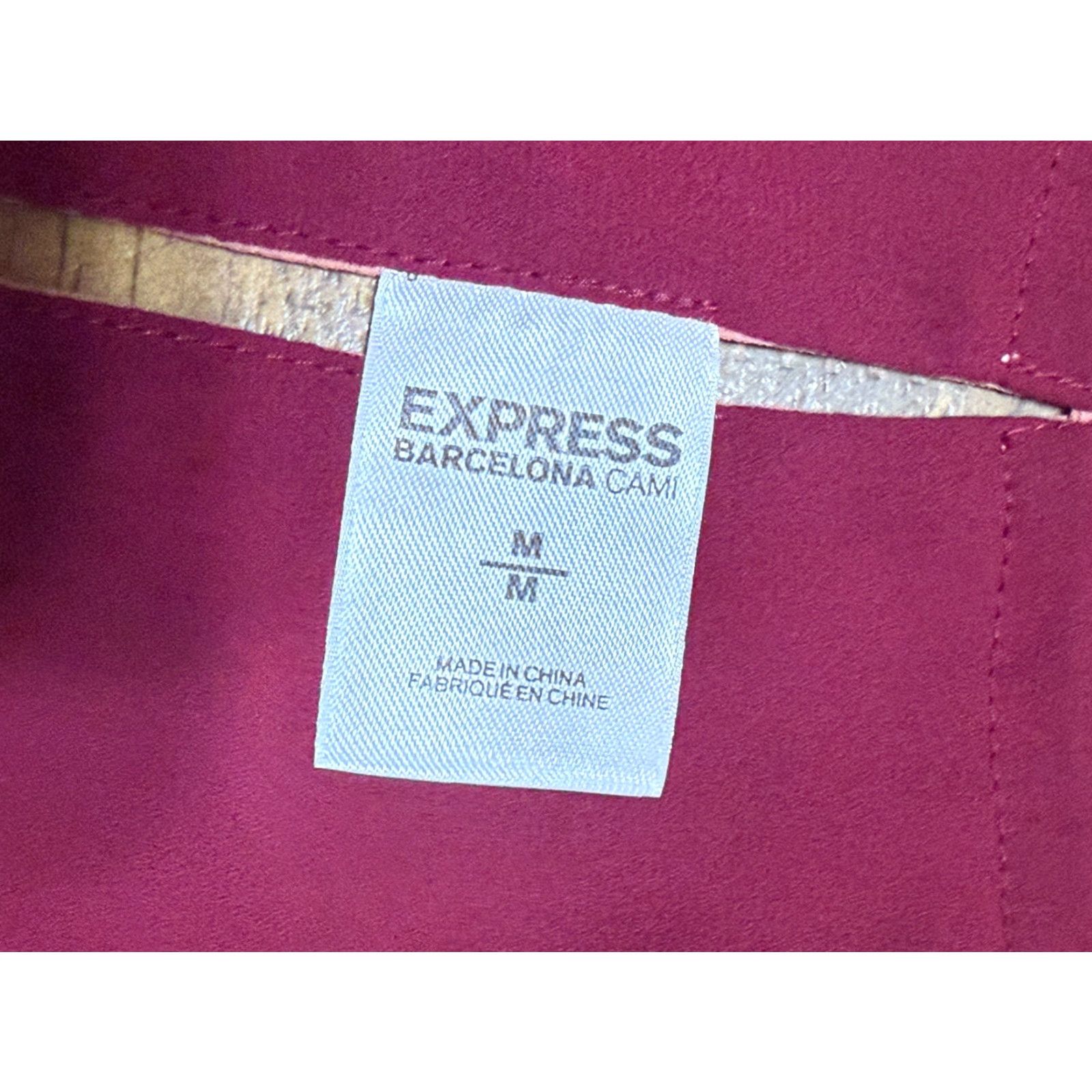 Express Express Tank Top Women's Size Medium Red Scalloped Sleeveless Tank Size M / US 6-8 / IT 42-44 - 5 Thumbnail