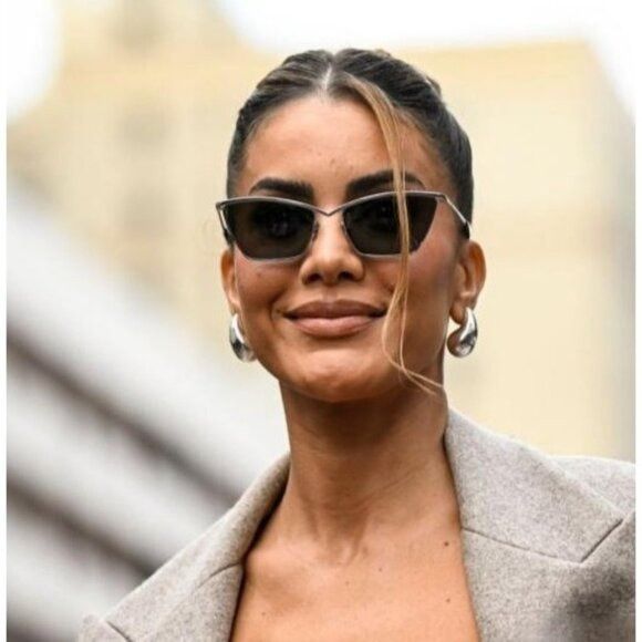 Saint Laurent Paris NEW SAINT LAURENT SUNGLASSES SL637 001 BLACK CAT EYE WOMEN E Size ONE SIZE - 2 Thumbnail