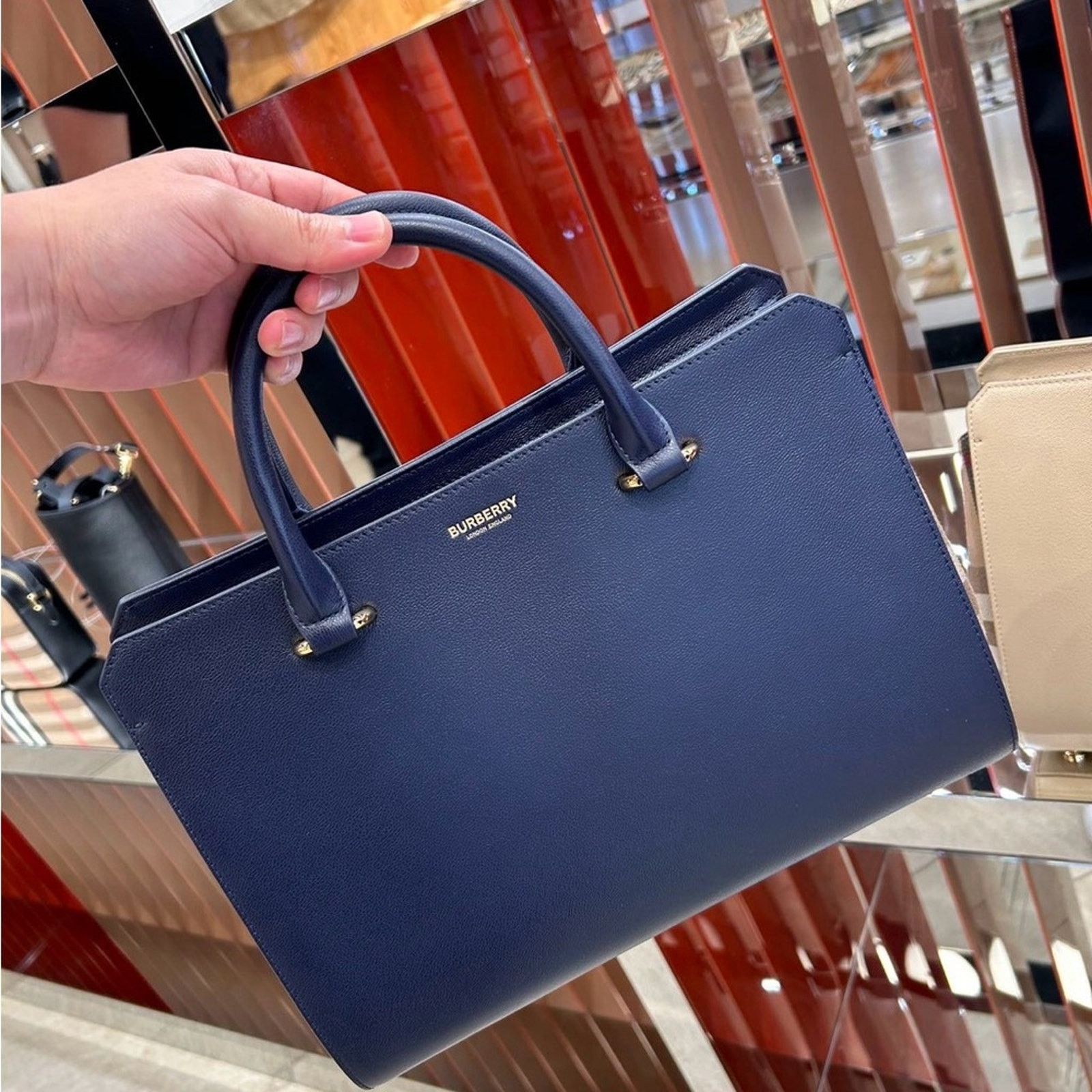 Burberry Burberry Banwell Tote navy Leather Shoulder Bag New Size ONE SIZE - 3 Thumbnail