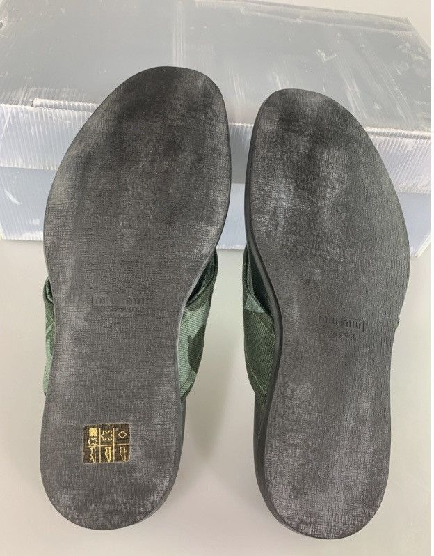 Miu Miu Miu Miu 🇮🇹 Foresta Drill Hawaii Resort Pool Sandals 9 NIB Size US 9 / EU 42 - 11 Thumbnail
