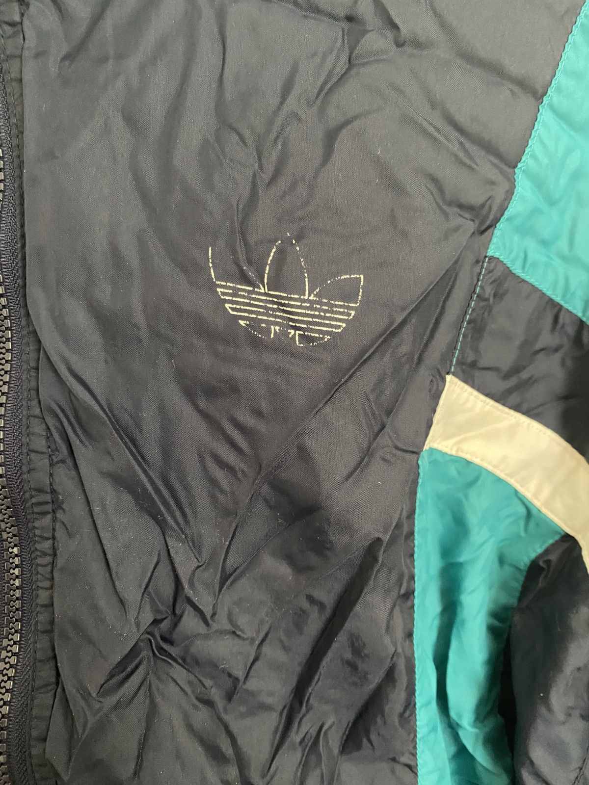 Adidas VINTAGE ADIDAS LIGHT JACKET XL Size US XL / EU 56 / 4 - 4 Thumbnail