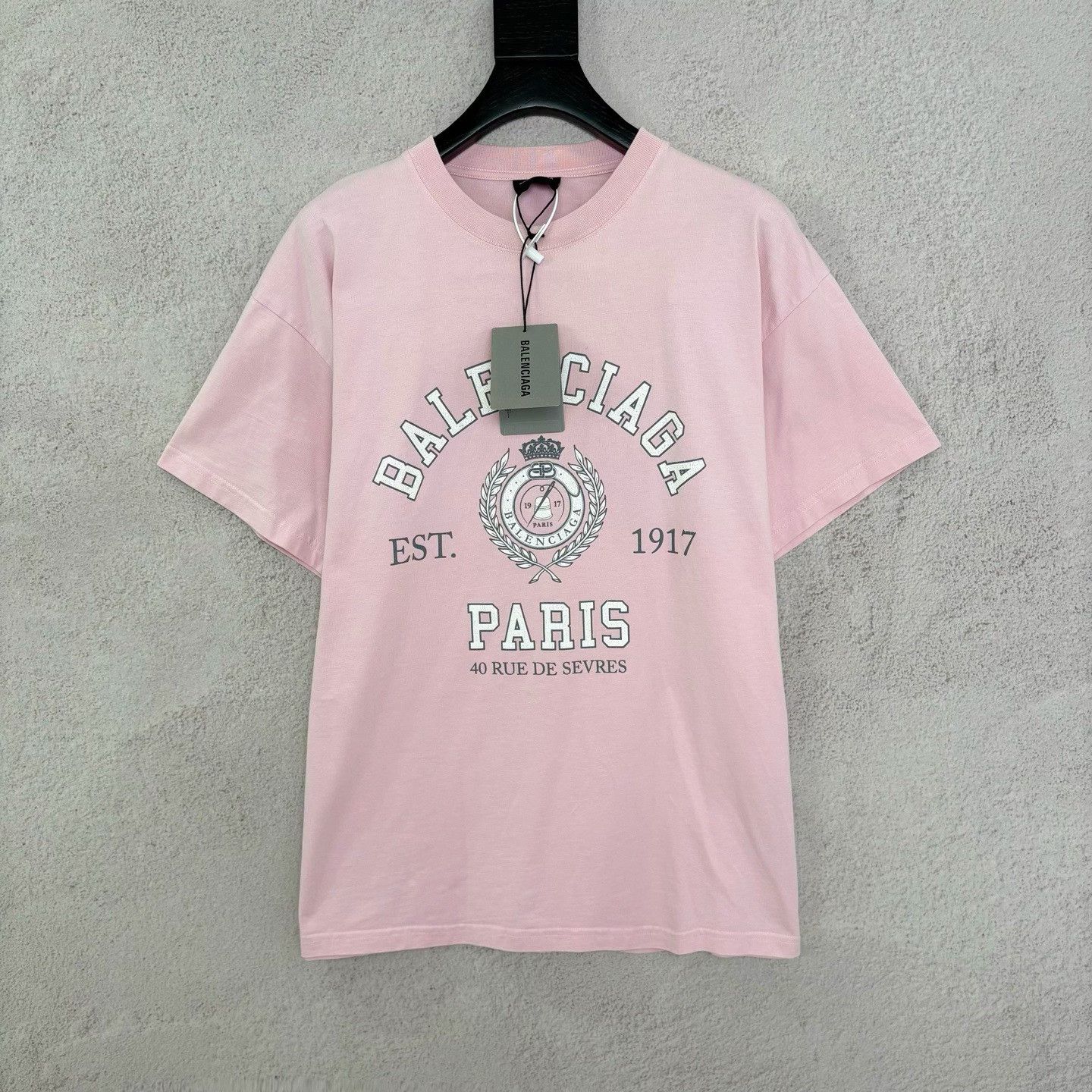 Balenciaga Balenciaga Printed Oversized Pink T-Shirt m Men Size US M / EU 48-50 / 2 - 1 Thumbnail