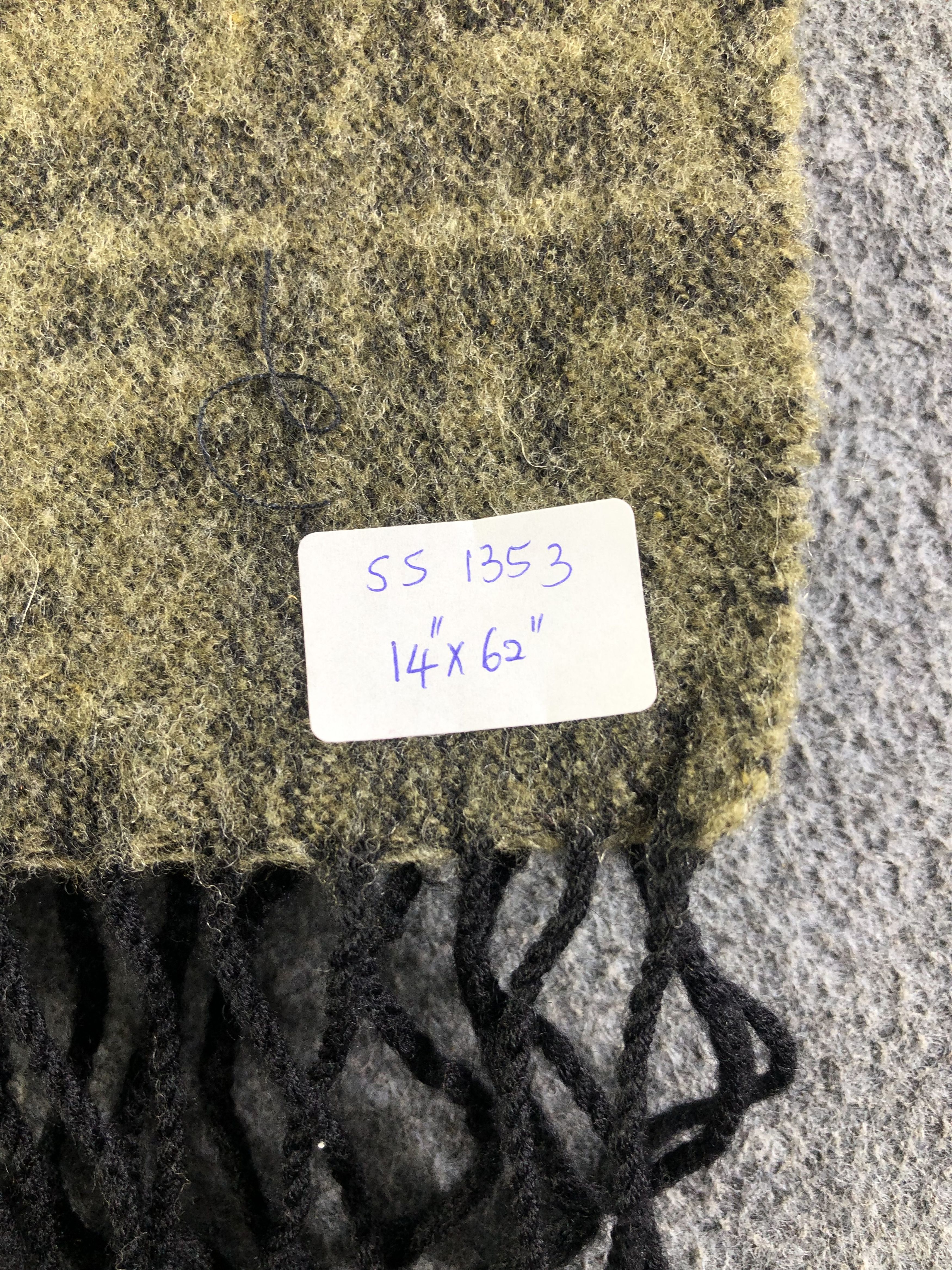 Vintage Fendi Monogram FF Scarf / Muffler / Neckwear SS1353 Size ONE SIZE - 9 Thumbnail