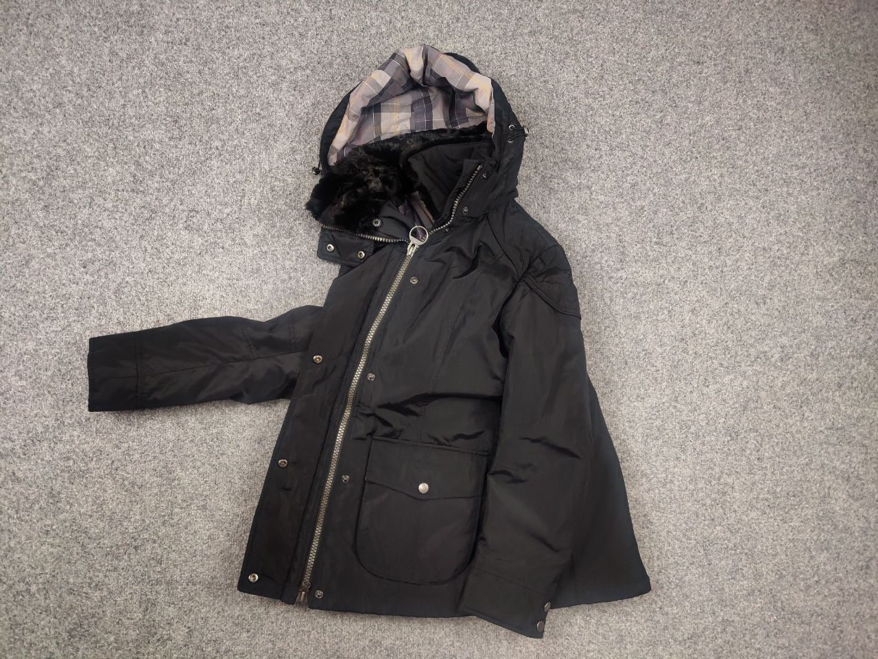 Barbour Barbour International outlaw waterproof Zip Fur Parka Jacket Size M / US 6-8 / IT 42-44 - 12 Thumbnail