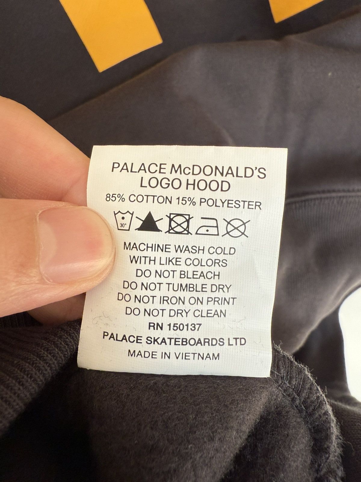 Palace Palace x McDonald's Logo Hood Size US XL / EU 56 / 4 - 6 Thumbnail