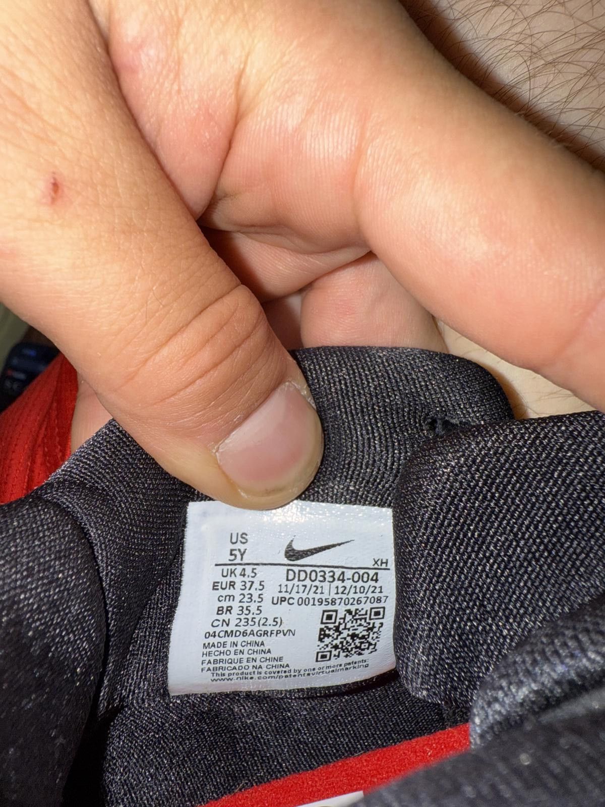Nike Nike Kyrie Infinity Bred (Gs) Size US 5 / EU 37 - 8 Thumbnail