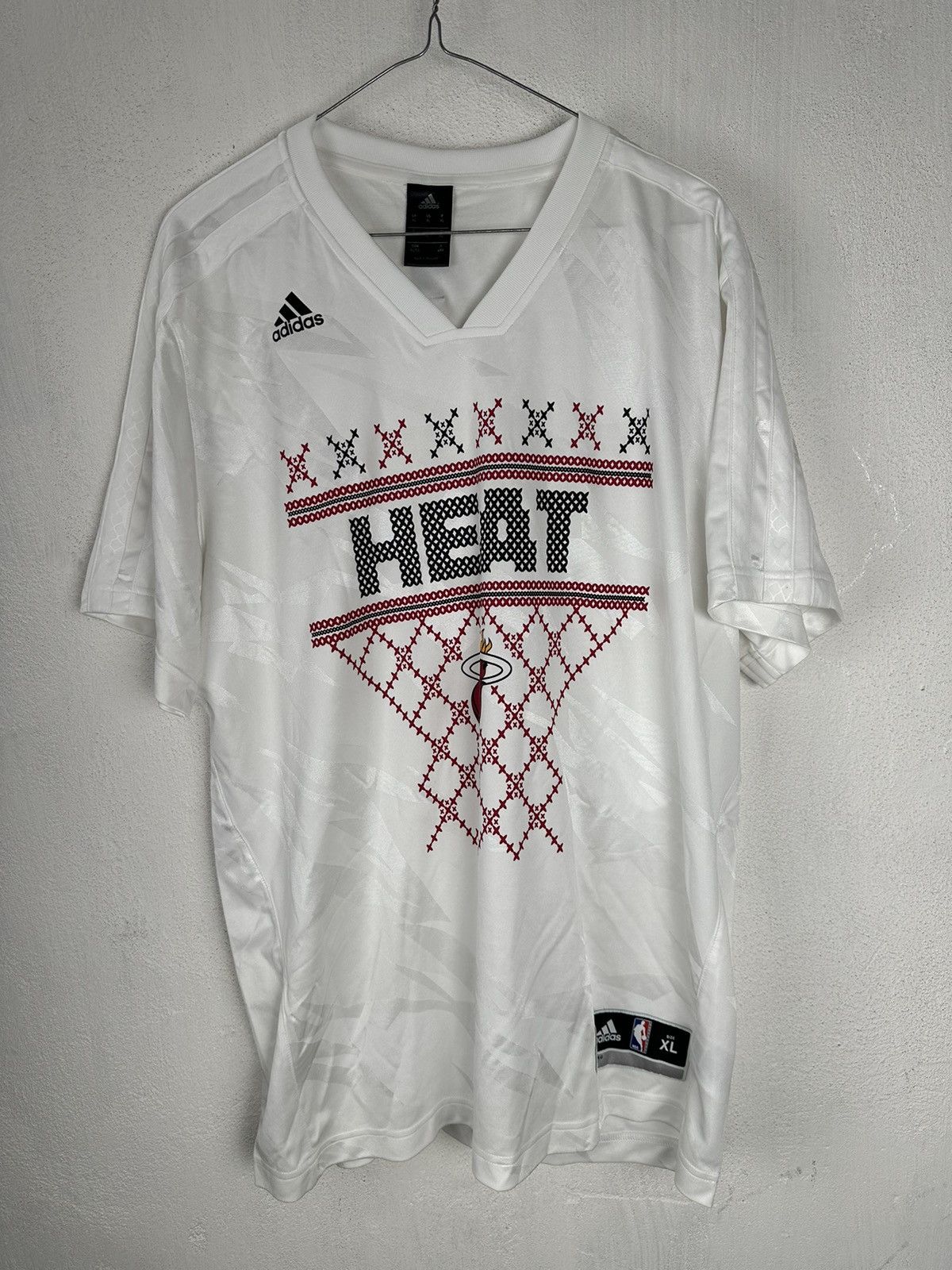 Adidas Adidas Miami Heat Lebron Basketball T-Shirt Size US XL / EU 56 / 4 - 1 Thumbnail