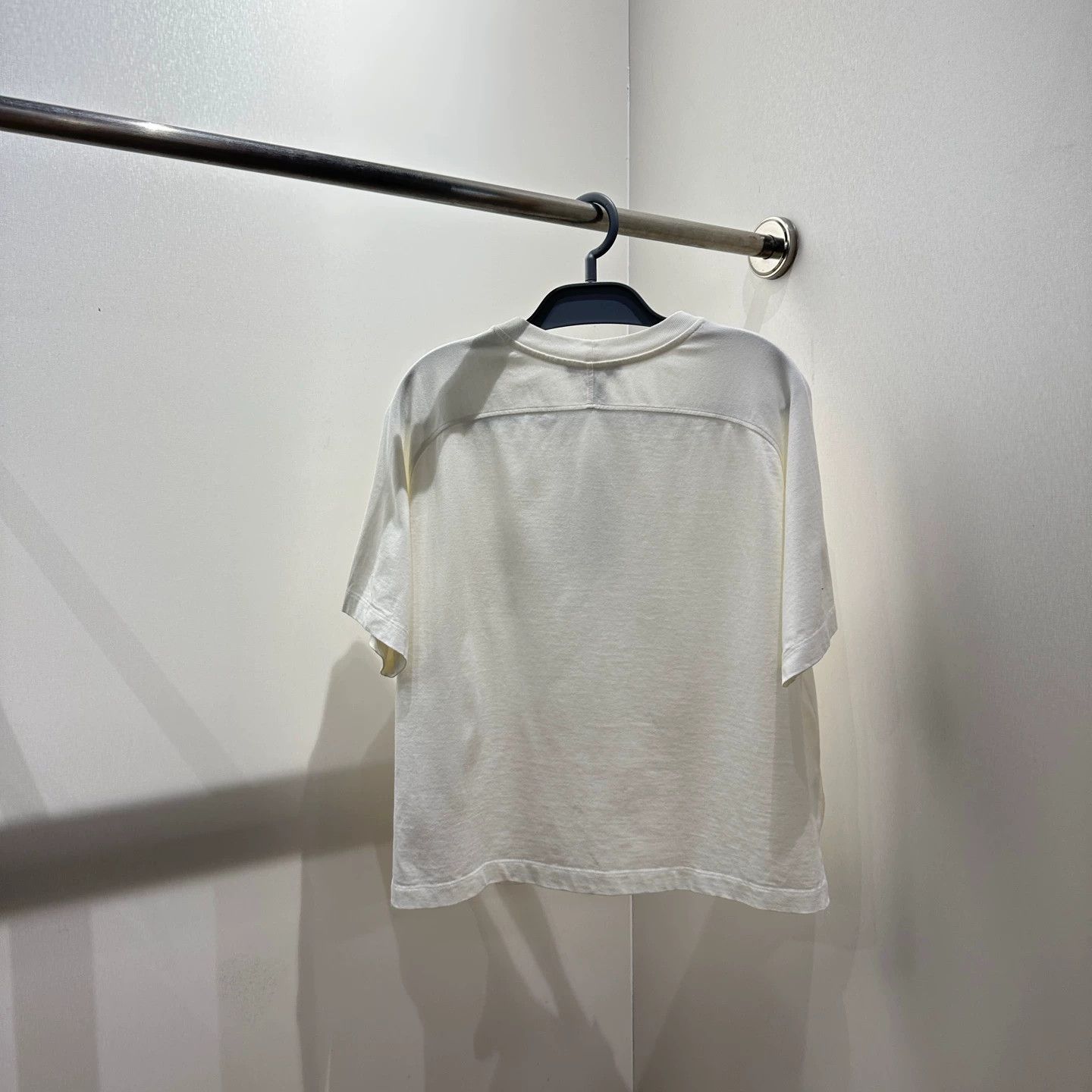 Louis Vuitton LV Gold Logo Monogram Pocket Short Sleeve M Cotton Size M / US 6-8 / IT 42-44 - 2 Thumbnail