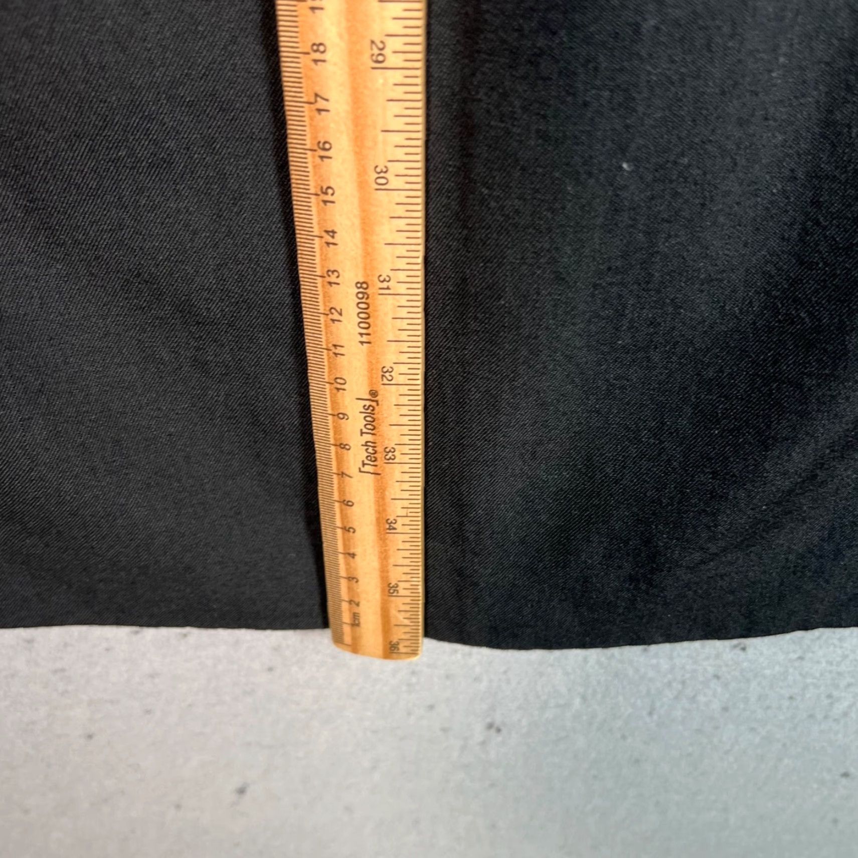 Austin Reed Austin Reed Womens Skirt Midi Black Wool Formal Wear Size 4 Lined Pencil - Dressy, Dry Clean Only - 8/10 Ladies Size 27" / US 4 / IT 40 - 6 Thumbnail
