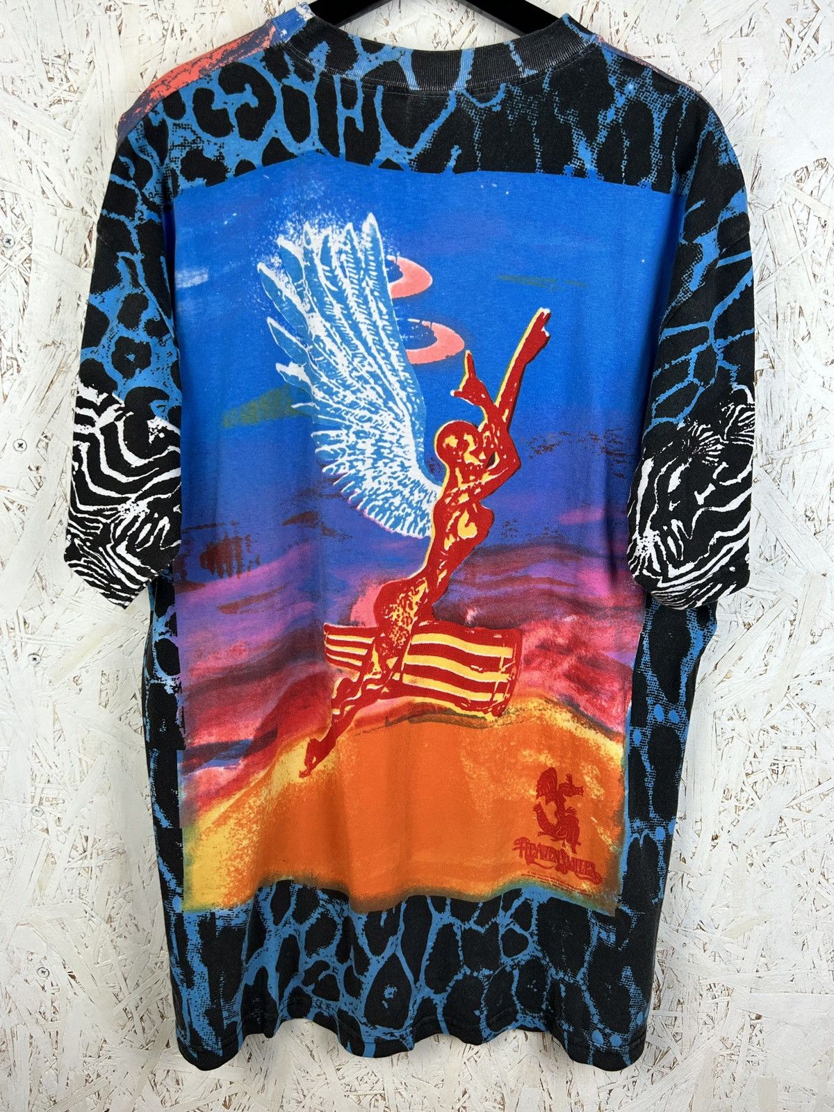 Band Tees Vintage 1995 Carlos Santana Heaven Smiles AOP T-Shirt Size US XL / EU 56 / 4 - 6 Thumbnail