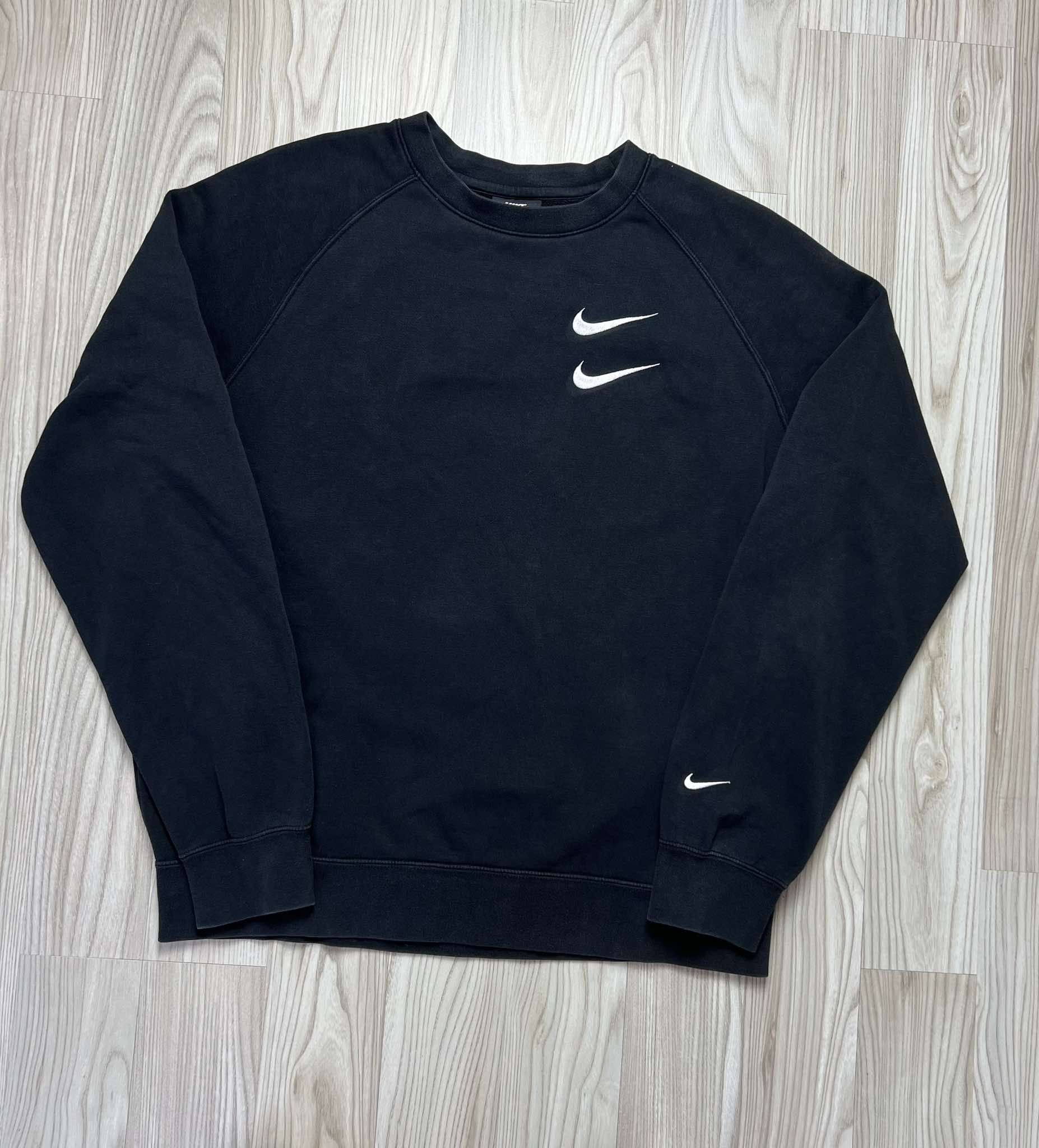 Nike Vintage Nike Swoosh Embroidery Logo Sweatshirt 💥🔥 Size US M / EU 48-50 / 2 - 2 Thumbnail