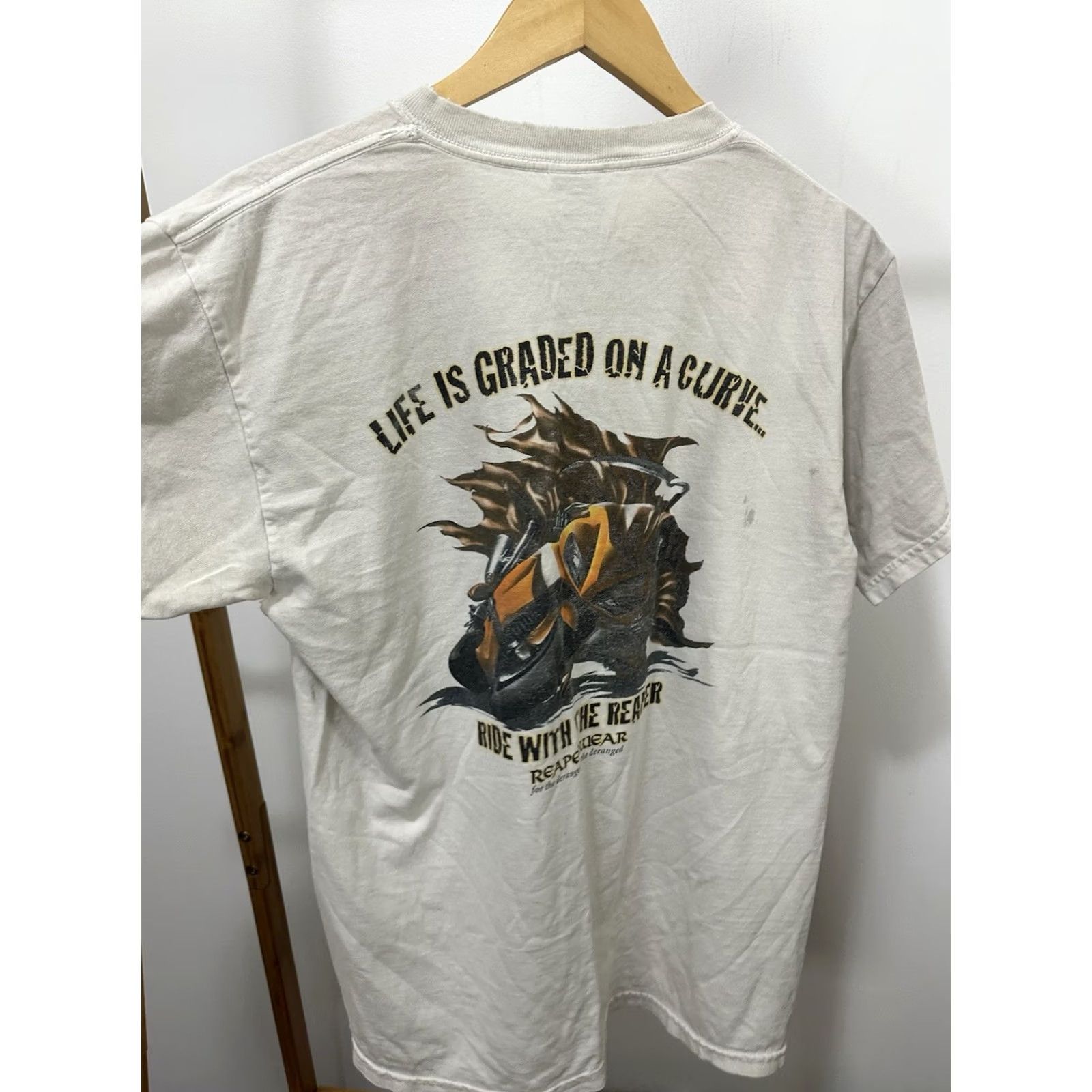 Gildan VTG Reaper Motorcycle Life Is Graded On A Curve Worn Distressed T-Shirt M Shirt Mens White Gildan Size US M / EU 48-50 / 2 - 3 Thumbnail