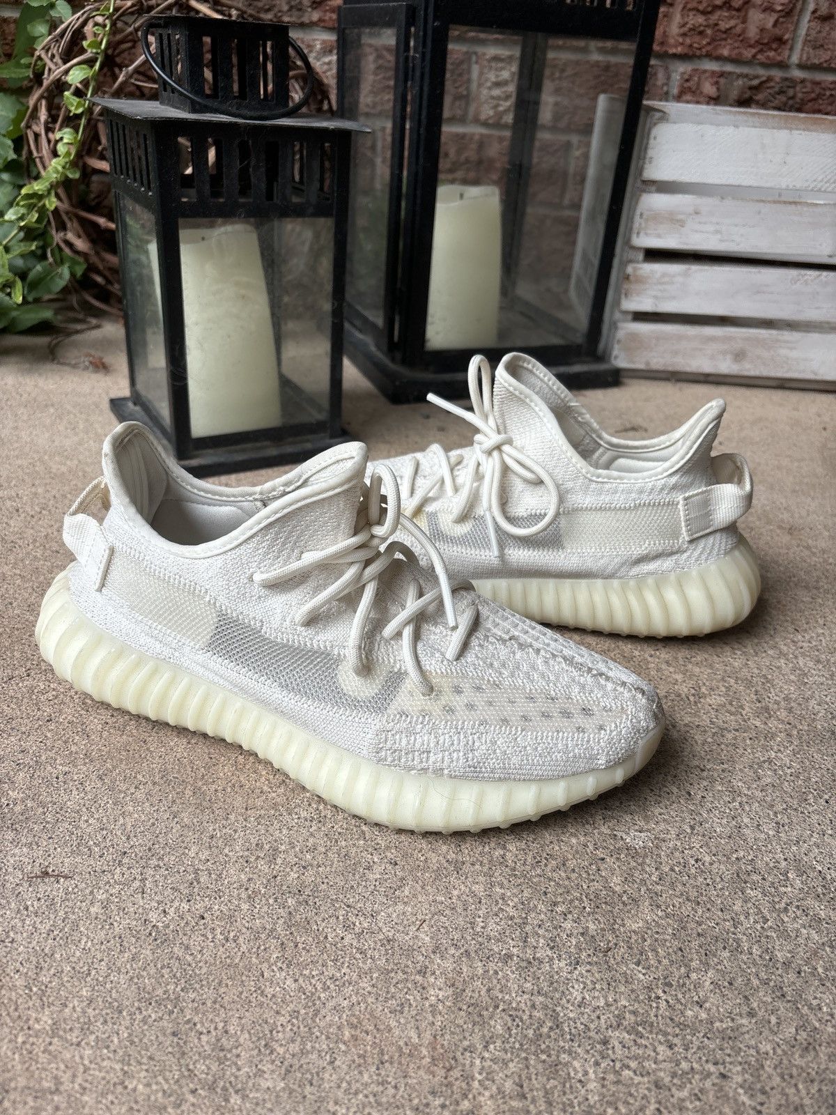Kanye West Yeezy Boost 350 V2 ‘Bone’ Size US 7.5 / EU 40-41 - 5 Thumbnail