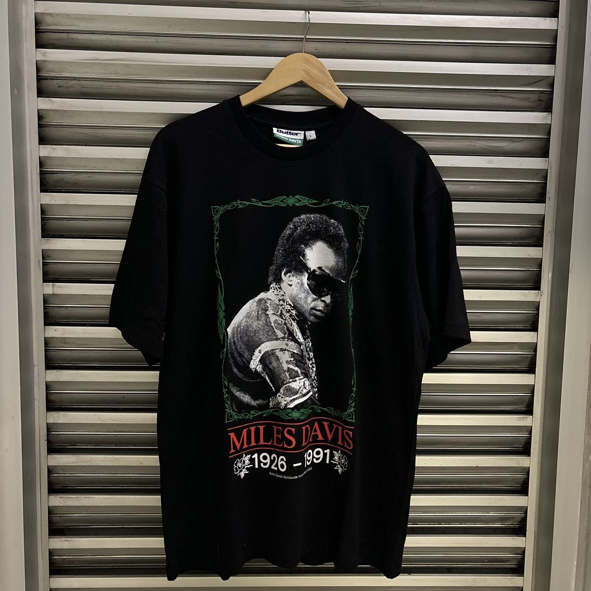 Butter Goods Butter Goods x Miles Davis Thanks Tee Size US L / EU 52-54 / 3 - 1 Thumbnail