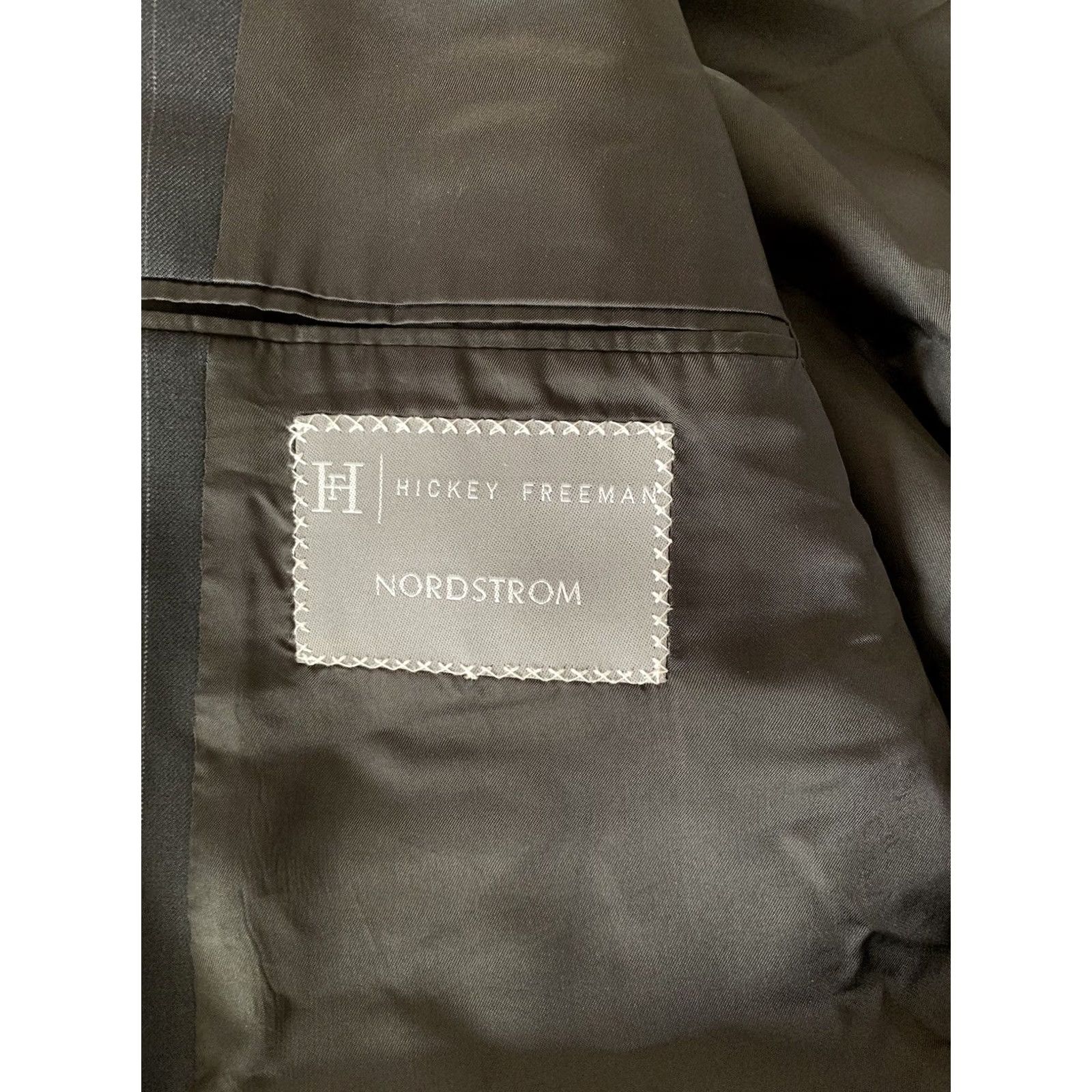 Madison Hickey Freeman Blazer Sport Coat - 43 Regular Dark Gray Pinstripe Wool Loro Piana 120s 43R Madison Jacket Mens Size 46R - 3 Thumbnail