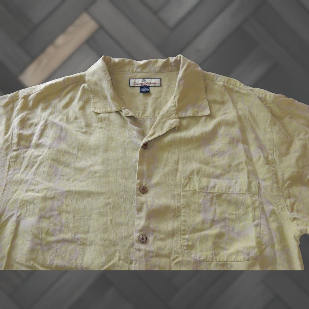 Tommy Bahama VINTAGE Tommy Bahama Men's Silk Hawaiian Shirt Short Sleeve L Yellow Floral 90s Size US L / EU 52-54 / 3 - 1 Thumbnail