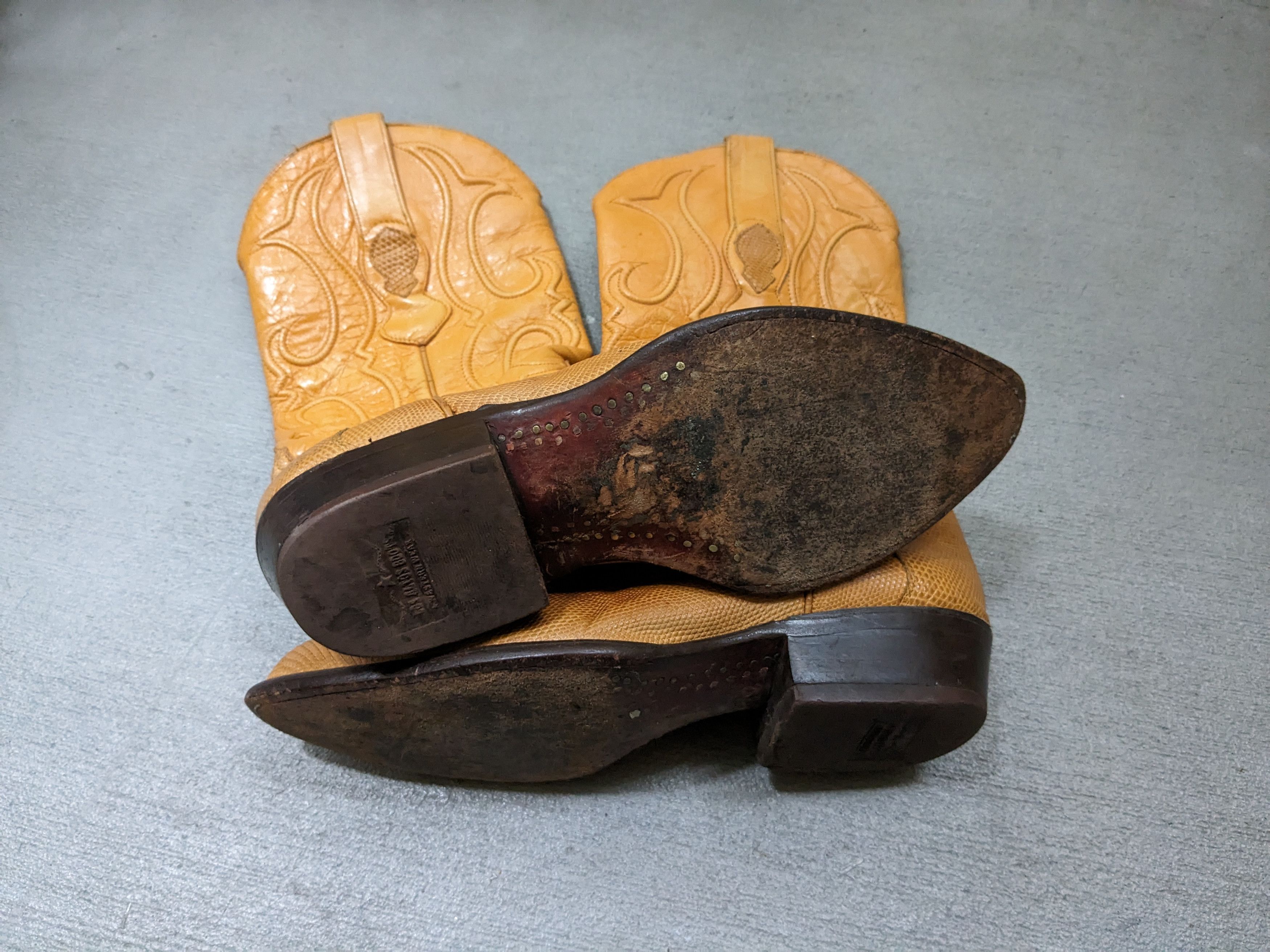Genuine Leather Vintage Cowboy Boots Yellow Lizard 8 Wide Leather USA Size US 8 / EU 41 - 16 Thumbnail