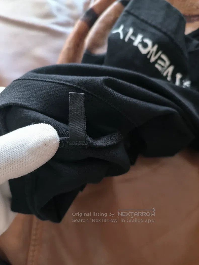 Givenchy Givenchy Men's T-shirt (ceramic print with letters) Size US M / EU 48-50 / 2 - 8 Thumbnail