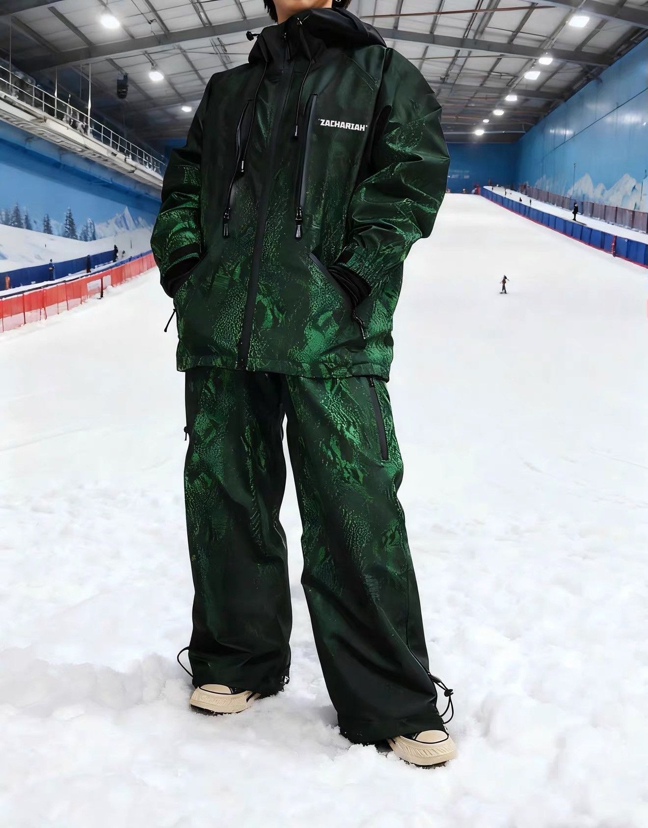 Other Green Scale Snake Pattern Outdoor Windproof Ski Suit Size US 32 / EU 48 - 2 Thumbnail