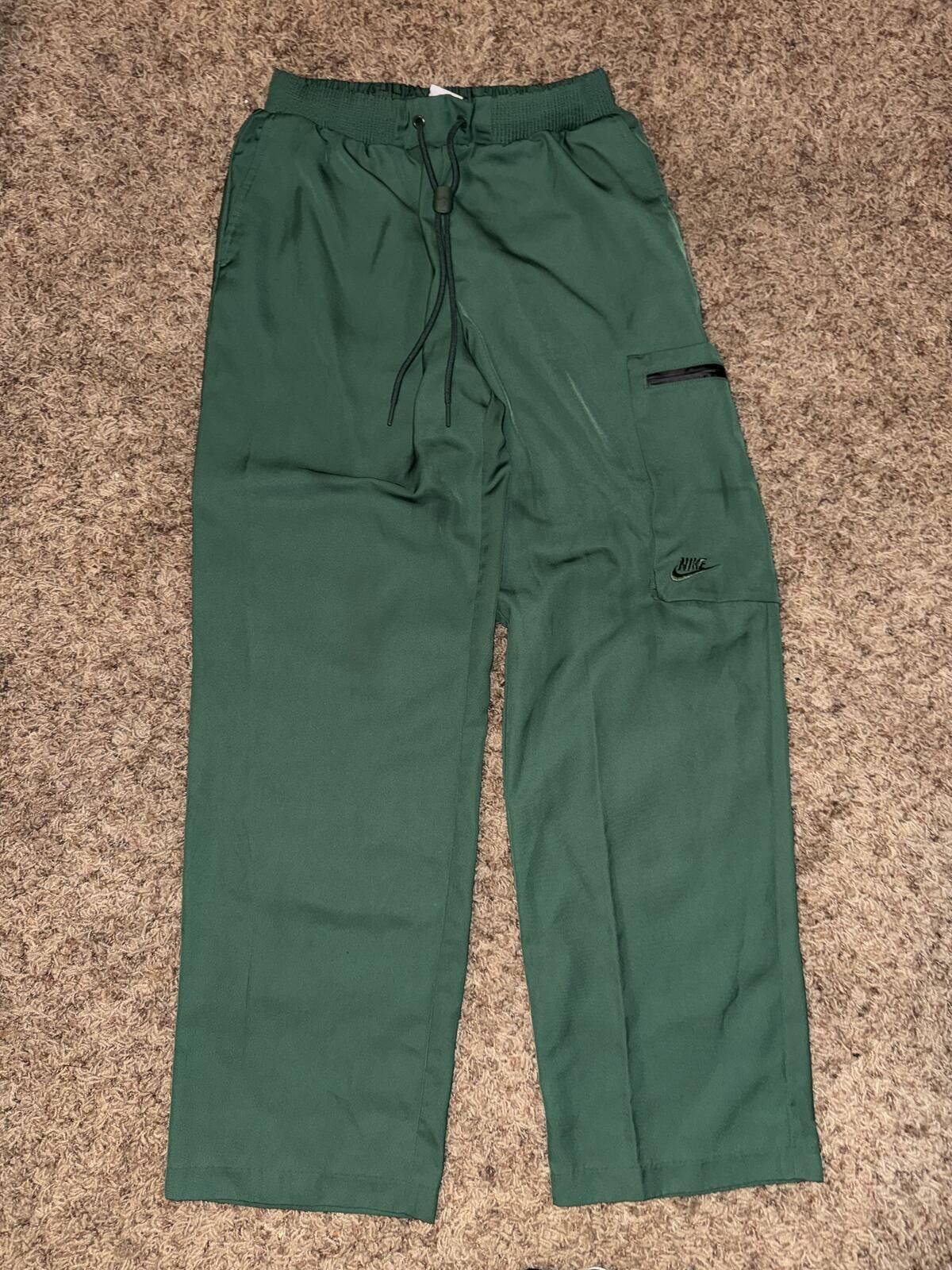 Nike Nike Men’sSportswear Tech Pack Green Woven Utility Pants Size US 30 / EU 46 - 1 Thumbnail