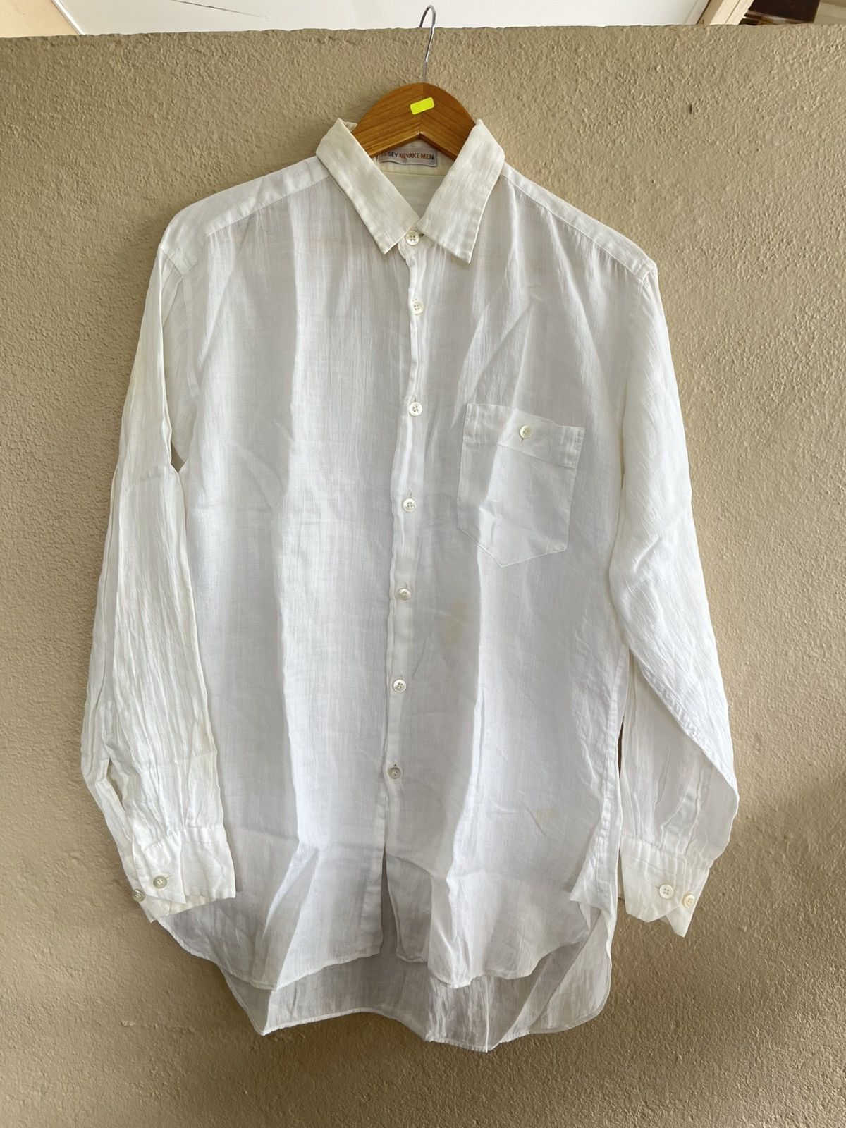 Issey Miyake × Japanese Brand × Vintage Issey Miyake Button Up White Long Sleeve 100% Linen Shirt Size US S / EU 44-46 / 1 - 12 Thumbnail