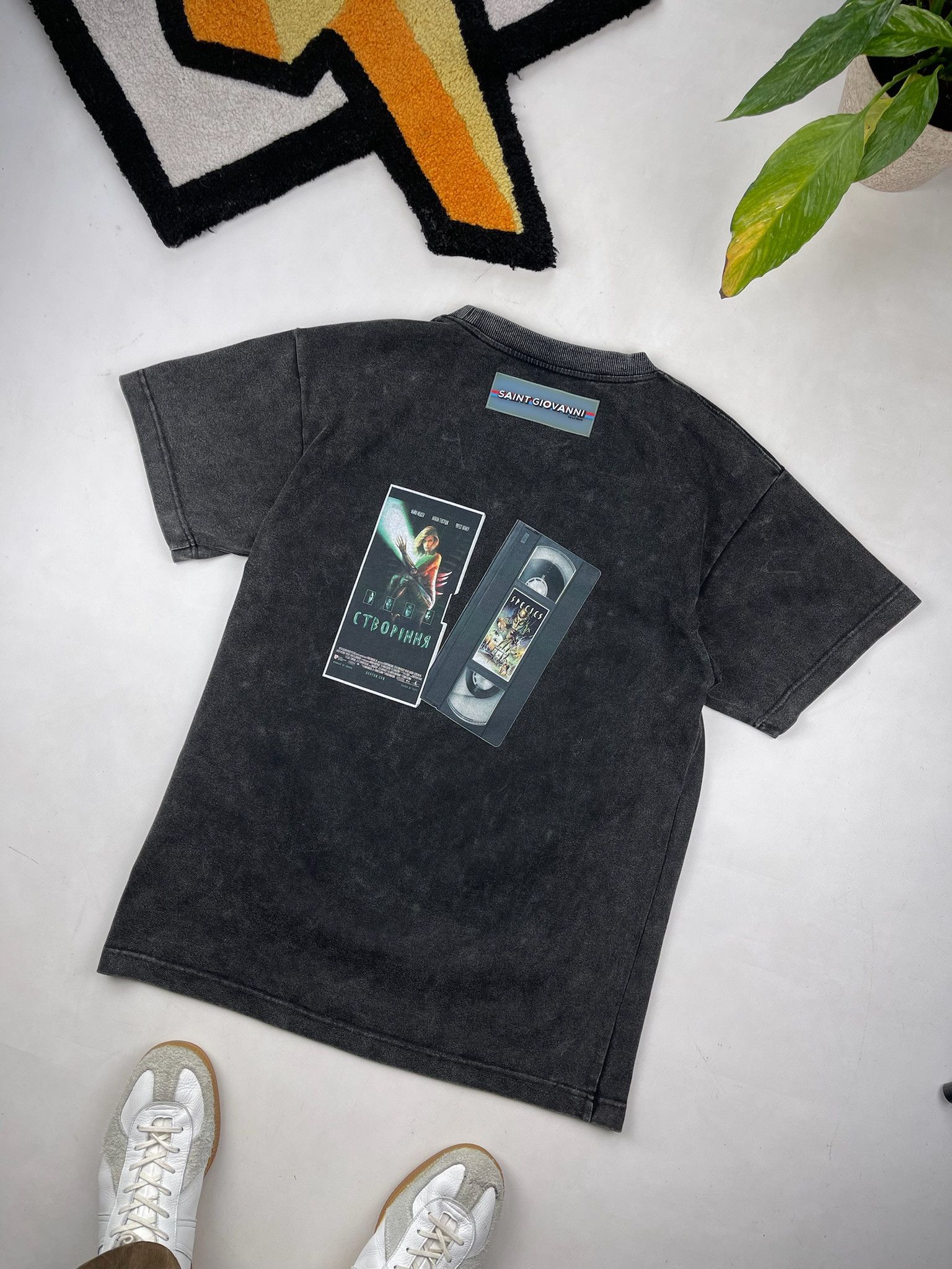 Other Saint Giovanni de la mode tshirt tee alien movie vintage Size US L / EU 52-54 / 3 - 2 Thumbnail