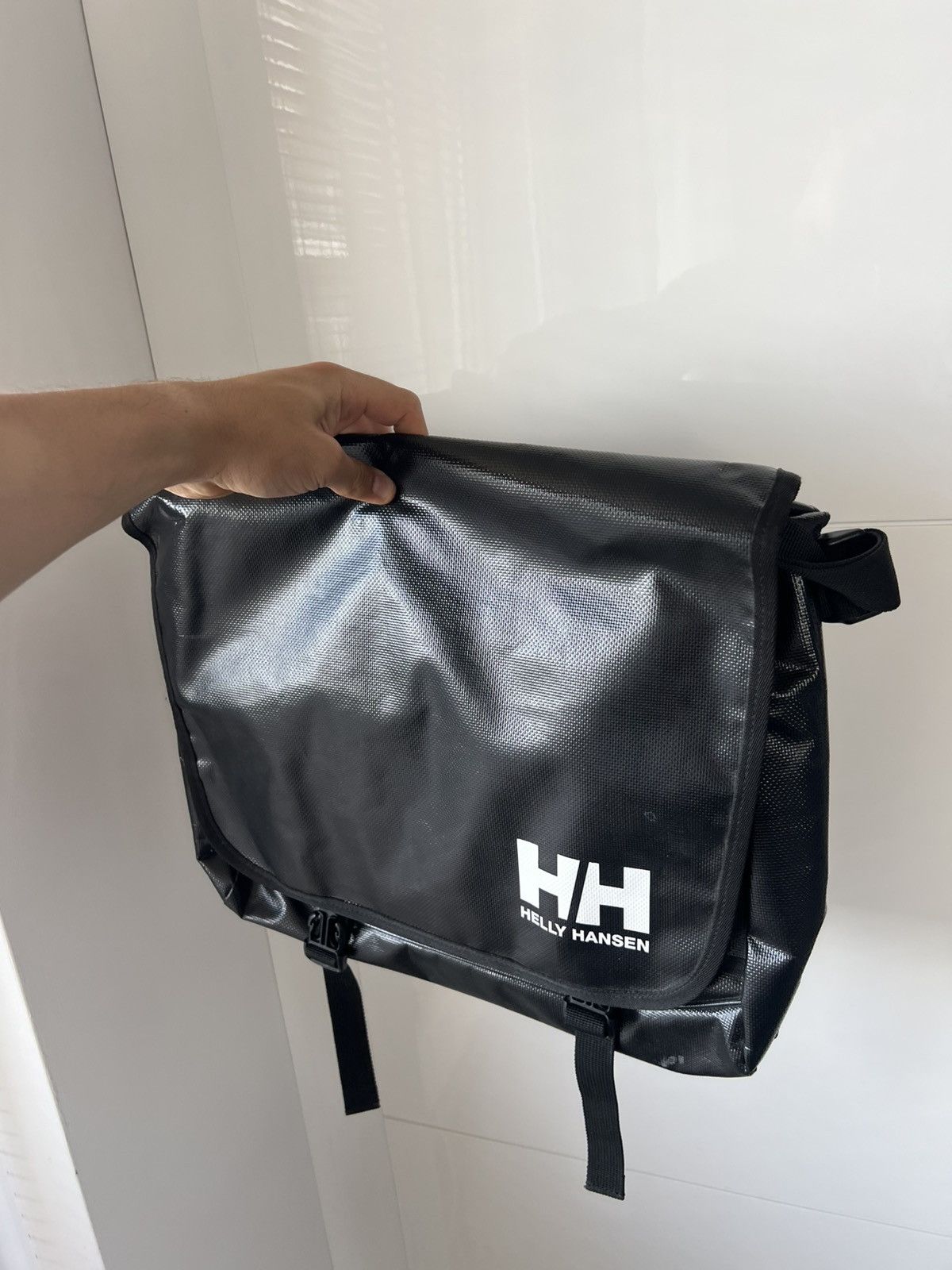 Helly Hansen Helly Hansen Tent Material Waterproof Y2k Rare Freitag Bag Size ONE SIZE - 4 Thumbnail