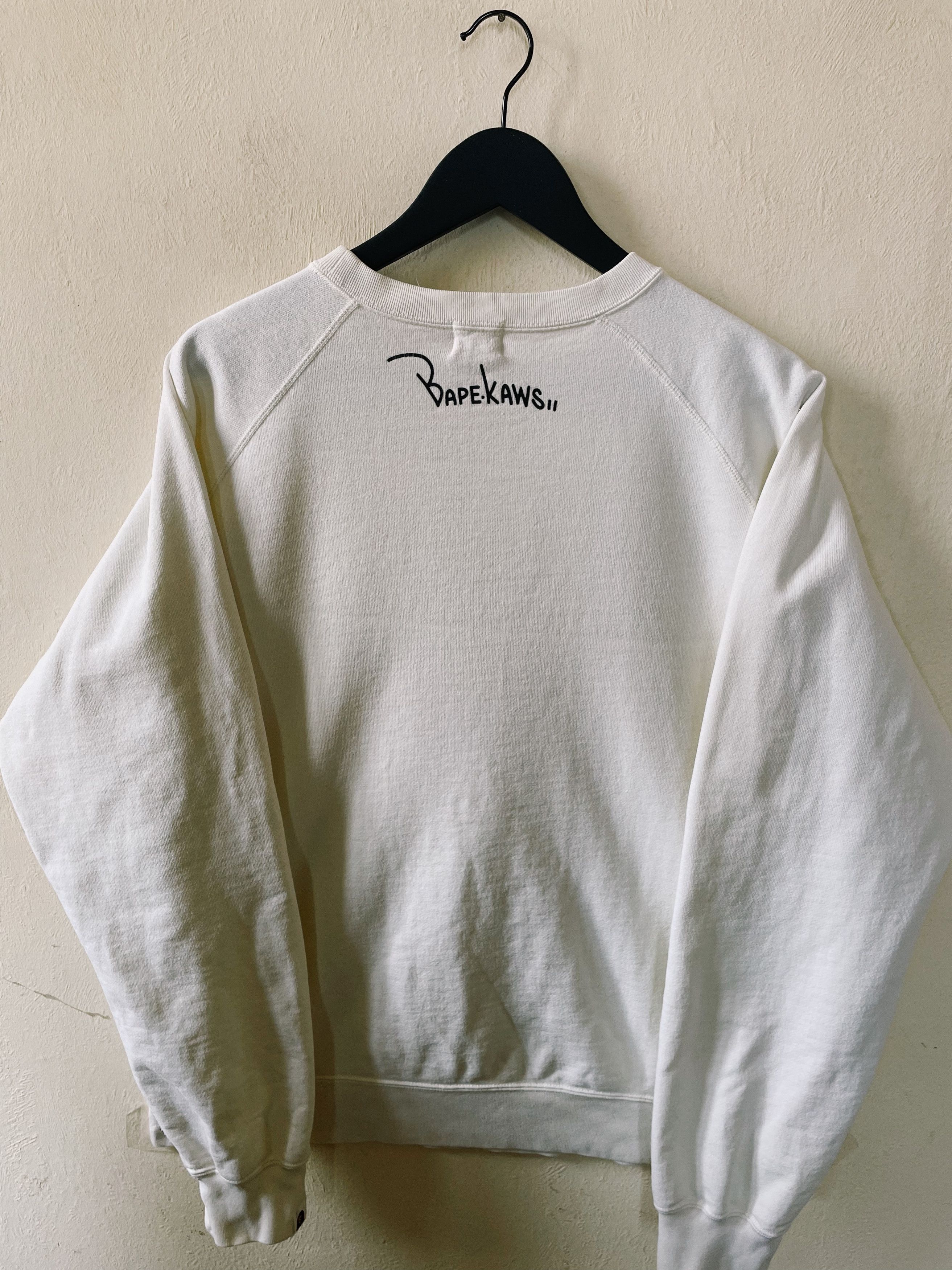 Bape × Kaws × Vintage Vintage Y2K Bape A Bathing Ape X KAWS Center Logo Crewneck Size US L / EU 52-54 / 3 - 2 Thumbnail