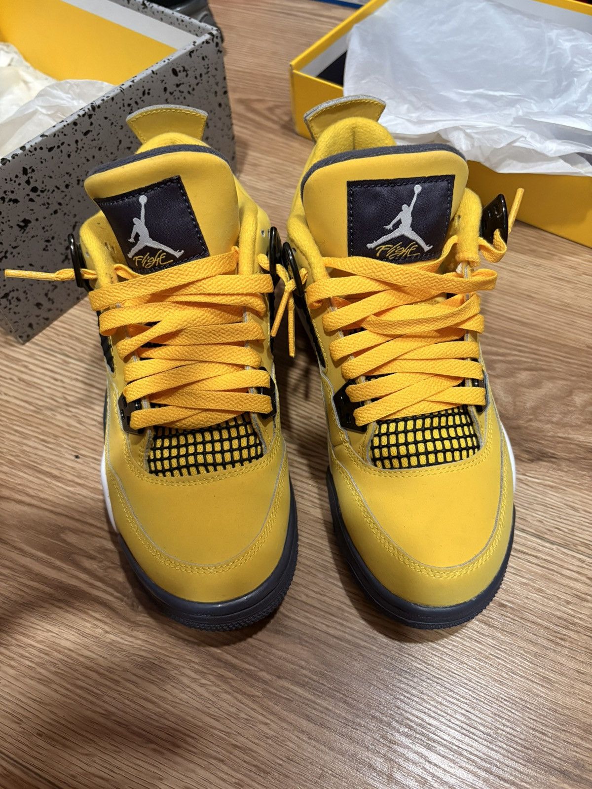 Jordan Brand Jordan 4 yellow thunder Size US 5 / EU 37 - 3 Thumbnail
