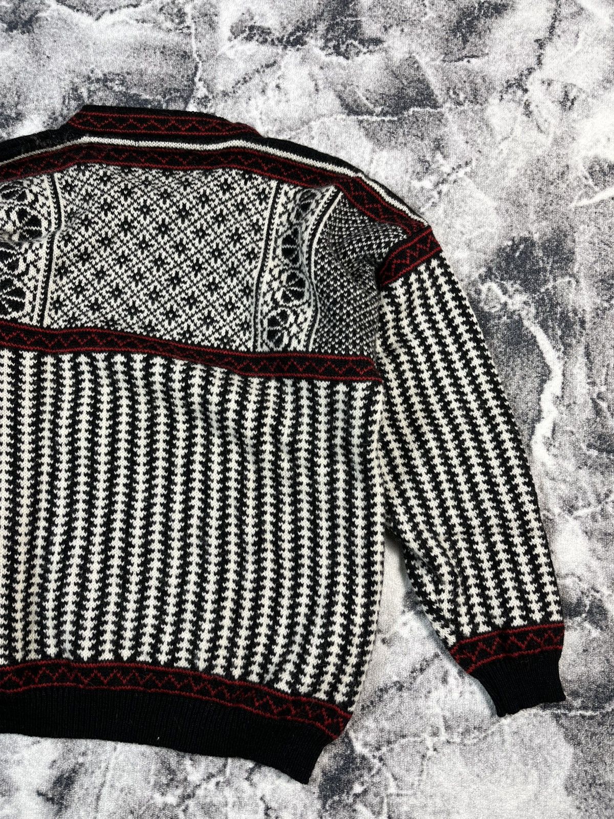 Vintage Vintage Wool Knit Sweater Made In Norway🇳🇴 Size US XL / EU 56 / 4 - 10 Thumbnail