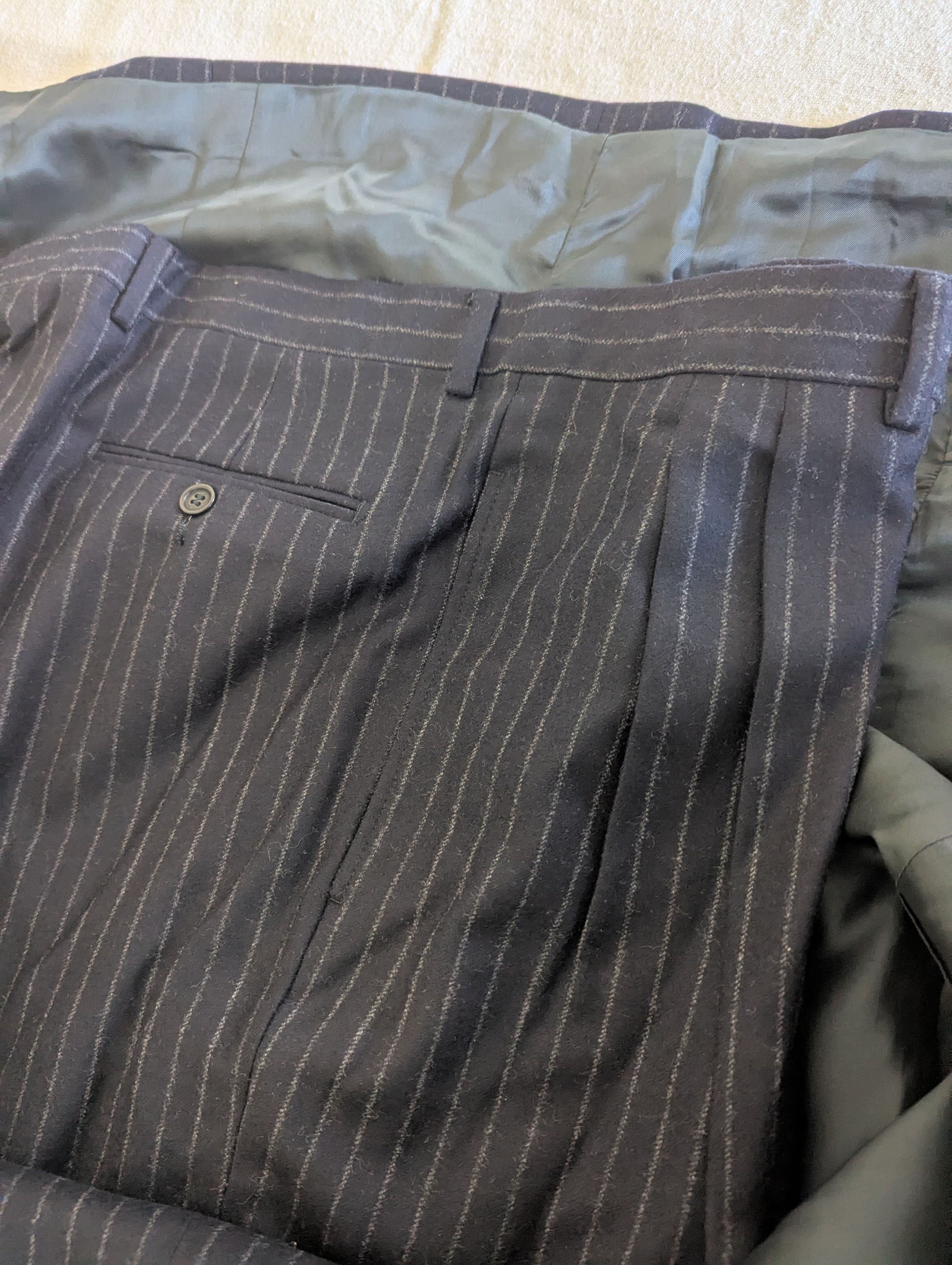 Saks Fifth Avenue Vintage Superfine Wool and Cashmere Suit Size 44L - 9 Thumbnail