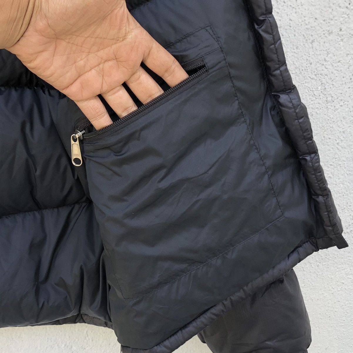 The North Face Vintage The North Face Goose Down Puffer Jacket Black Size US L / EU 52-54 / 3 - 16 Thumbnail
